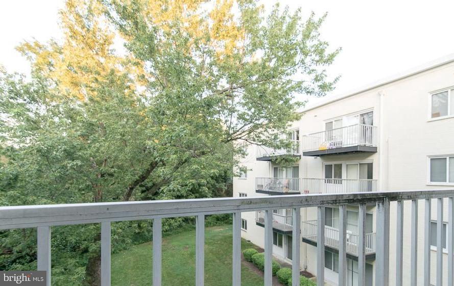 THE FAIRMONT 5601 CONDO - Residential Lease