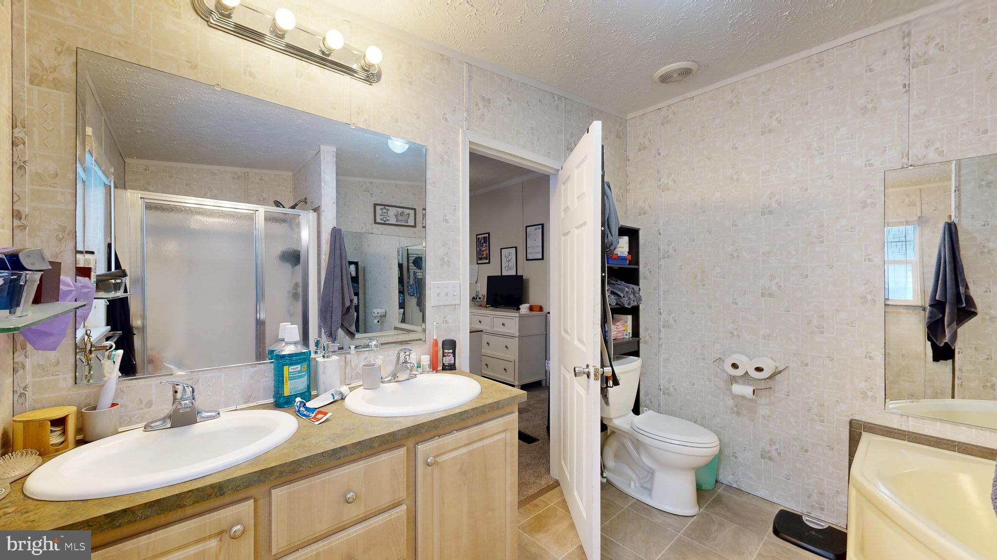 ANGOLA NECK PARK - Residential