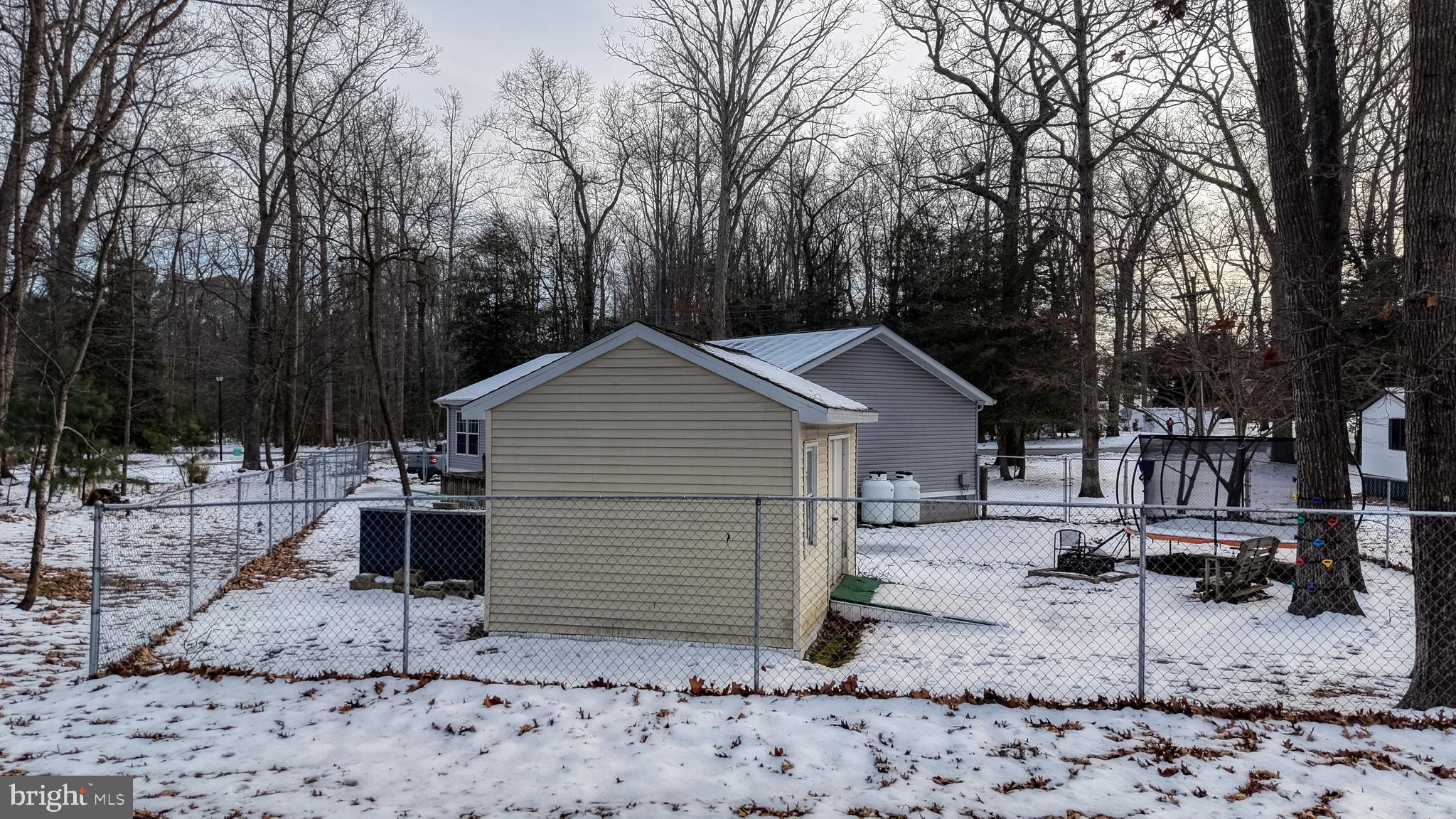 ANGOLA NECK PARK - Residential