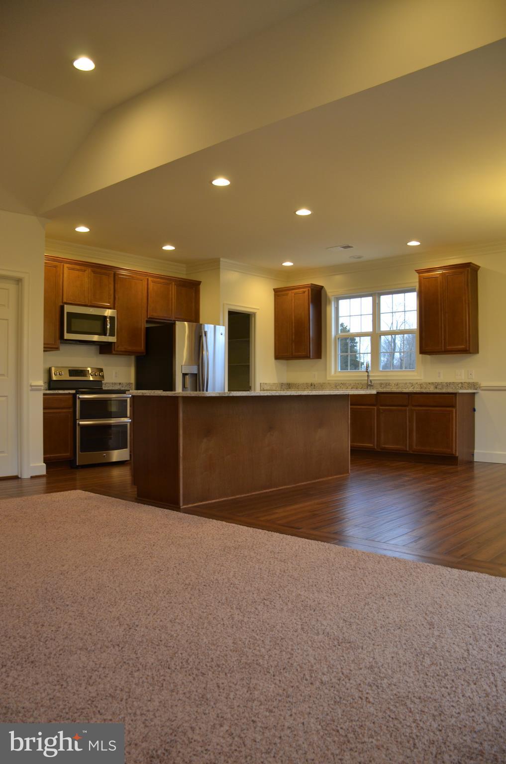 NORTH RIDGE ESTATES - Residential
