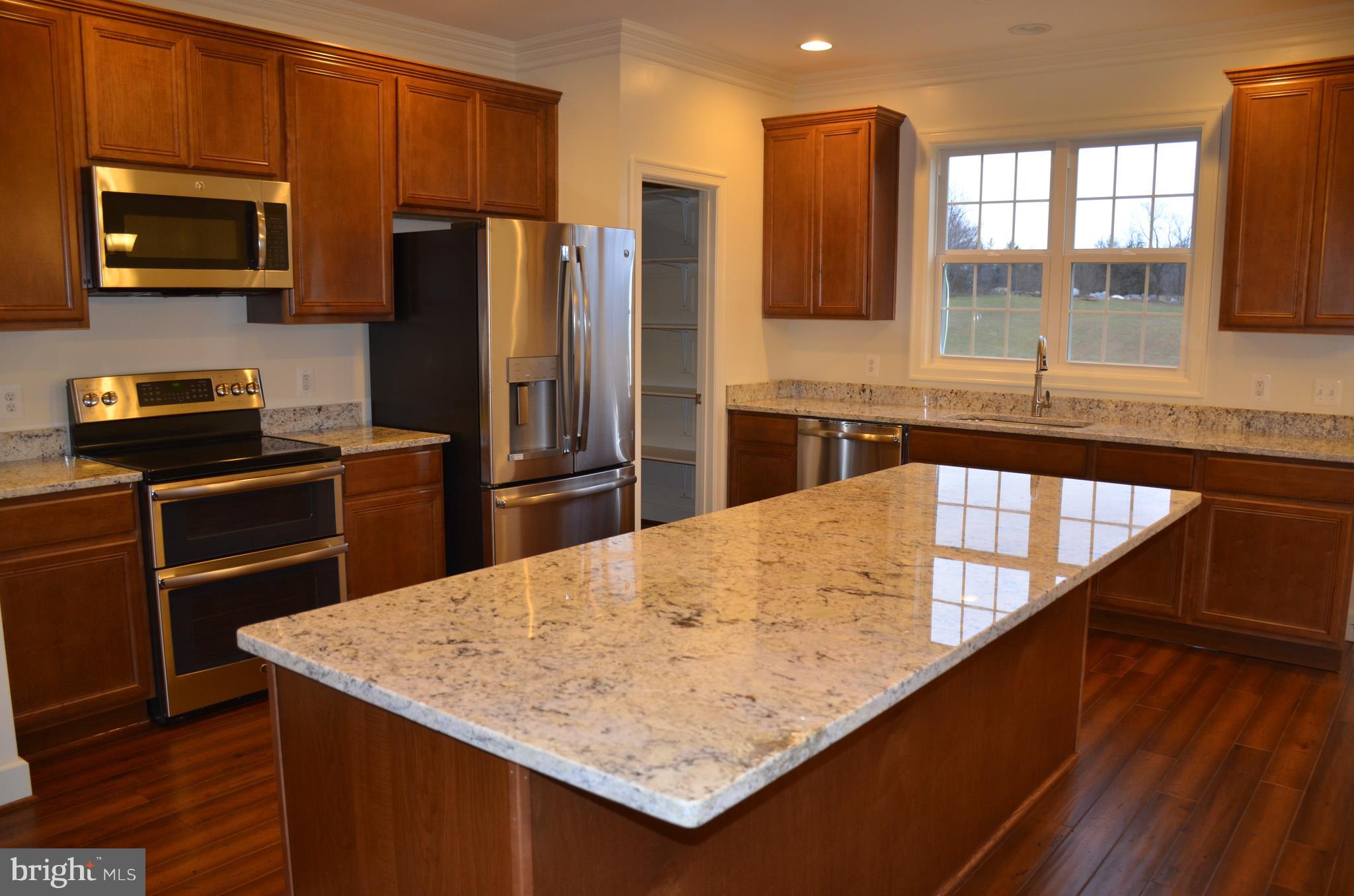 NORTH RIDGE ESTATES - Residential