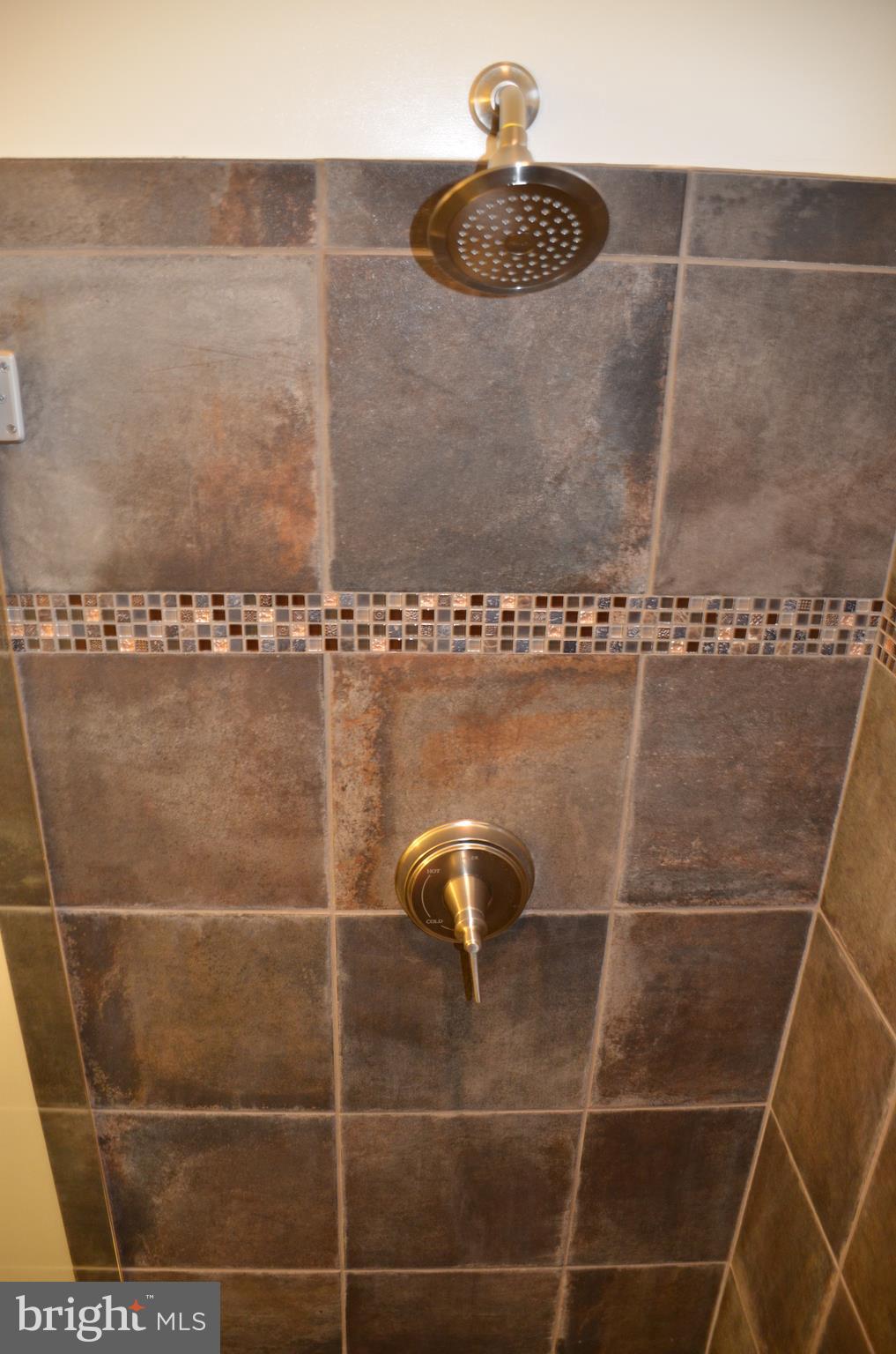NORTH RIDGE ESTATES - Residential