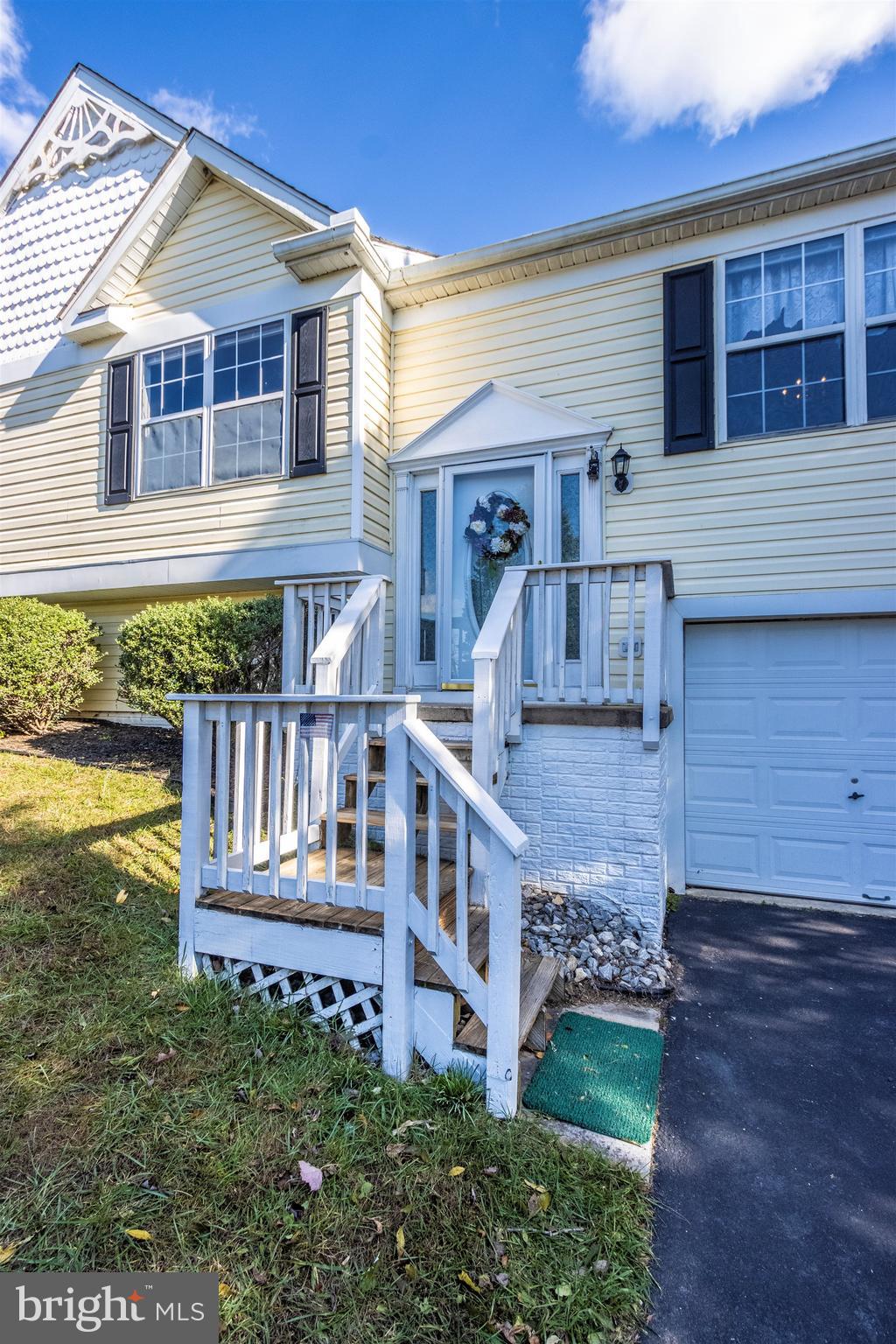 ATLEE RIDGE - Residential