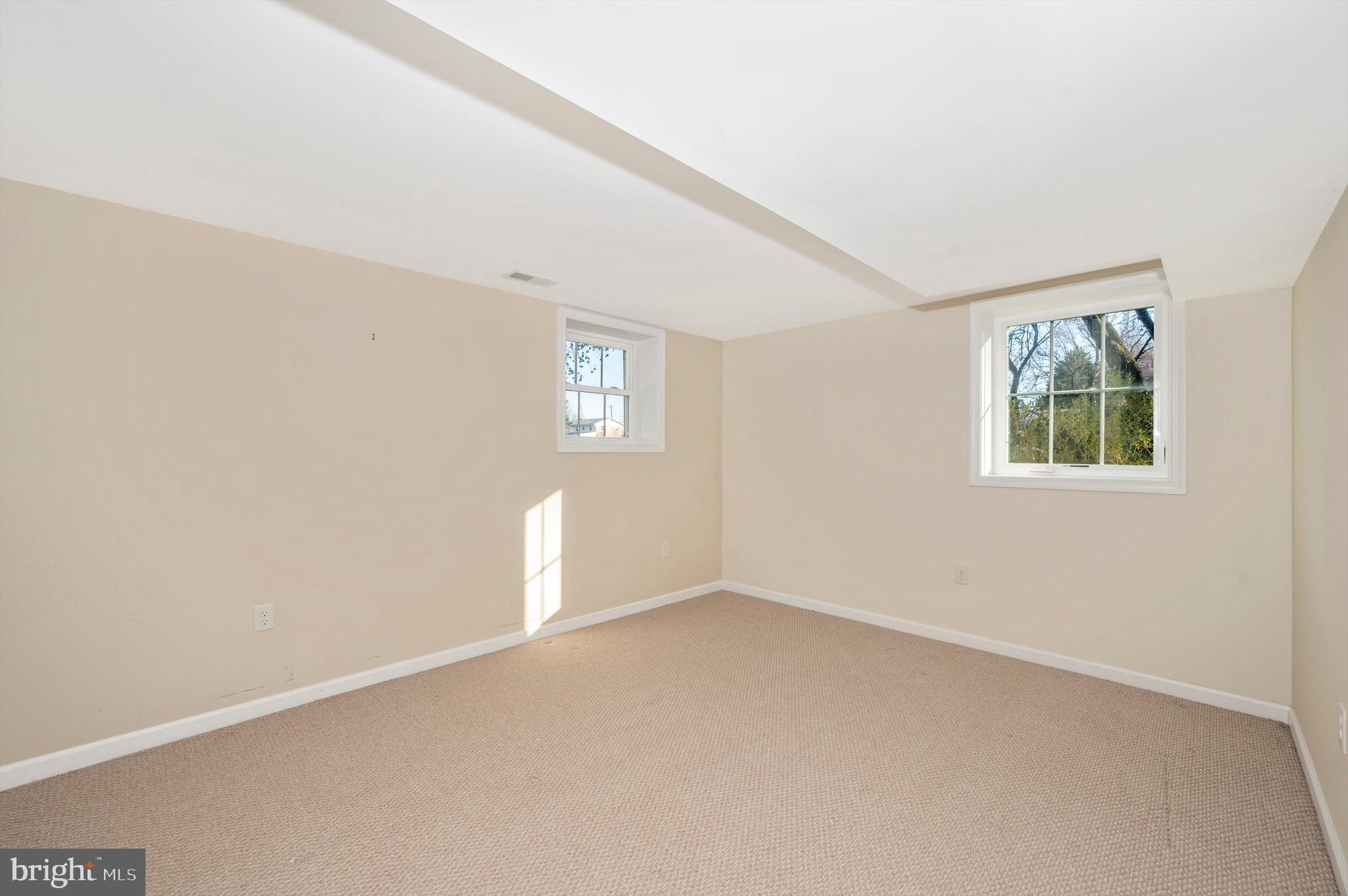 PHEASANT HILL - Residential