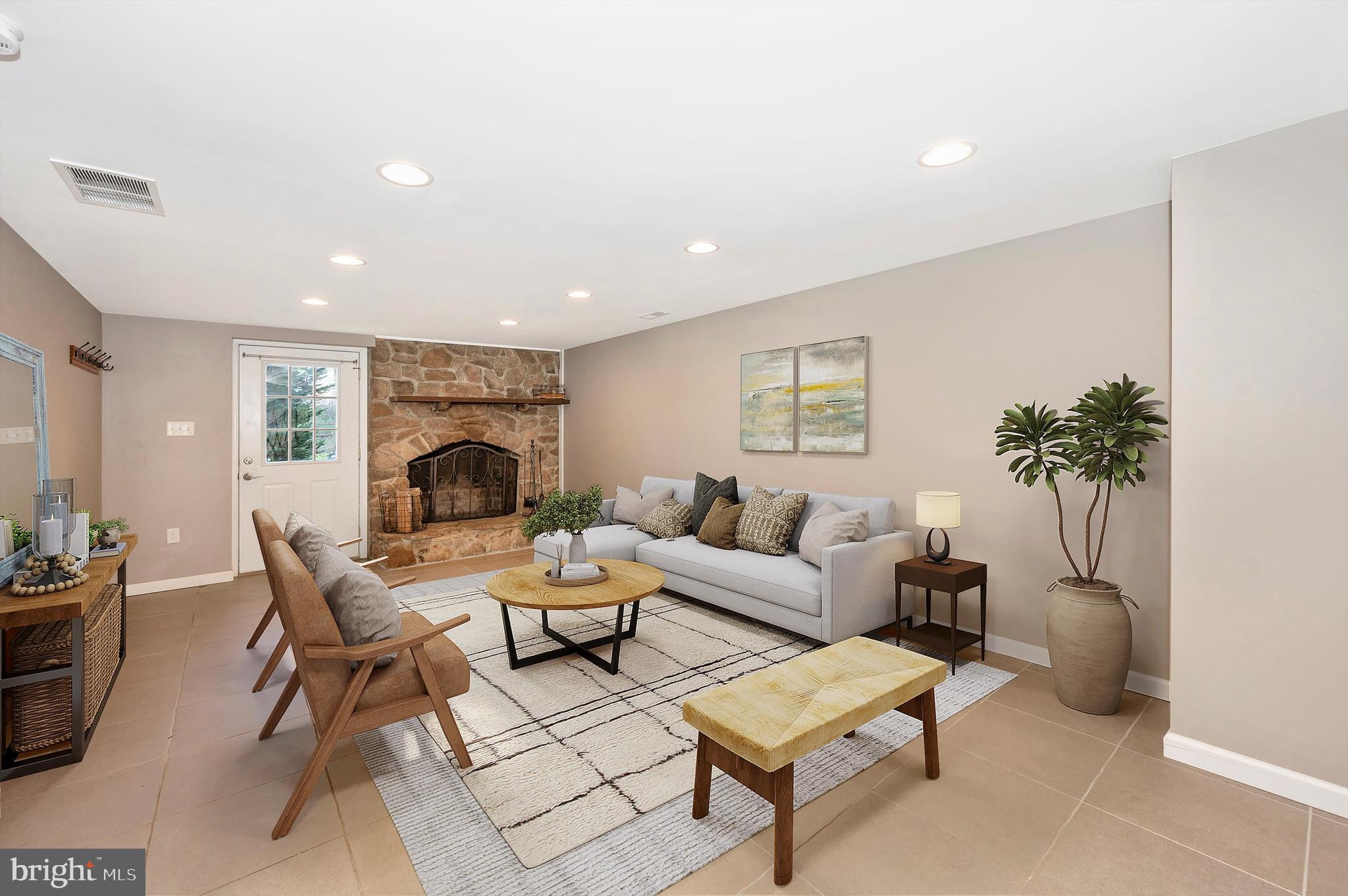 PHEASANT HILL - Residential