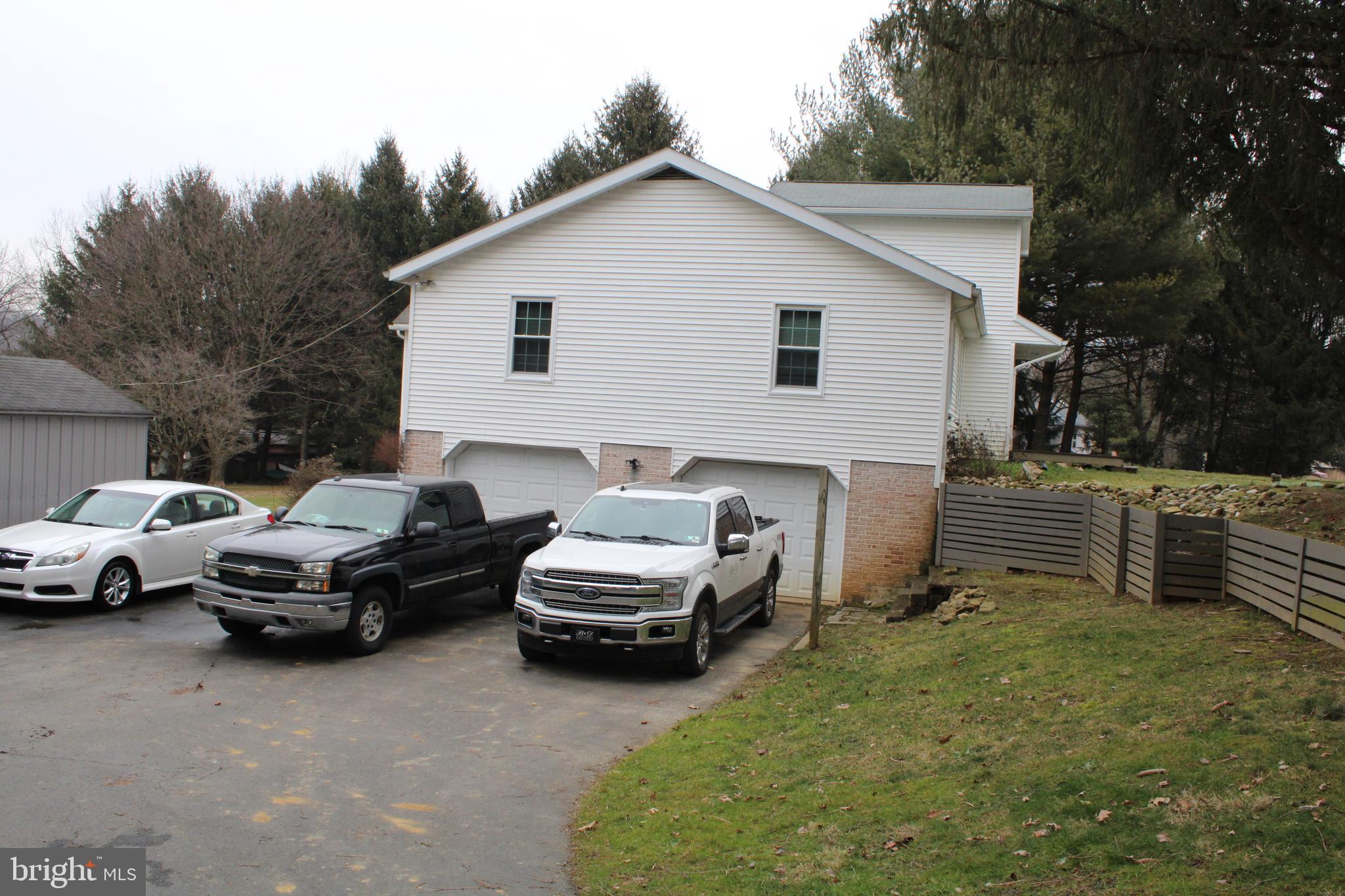 LANCASTER - Residential Lease