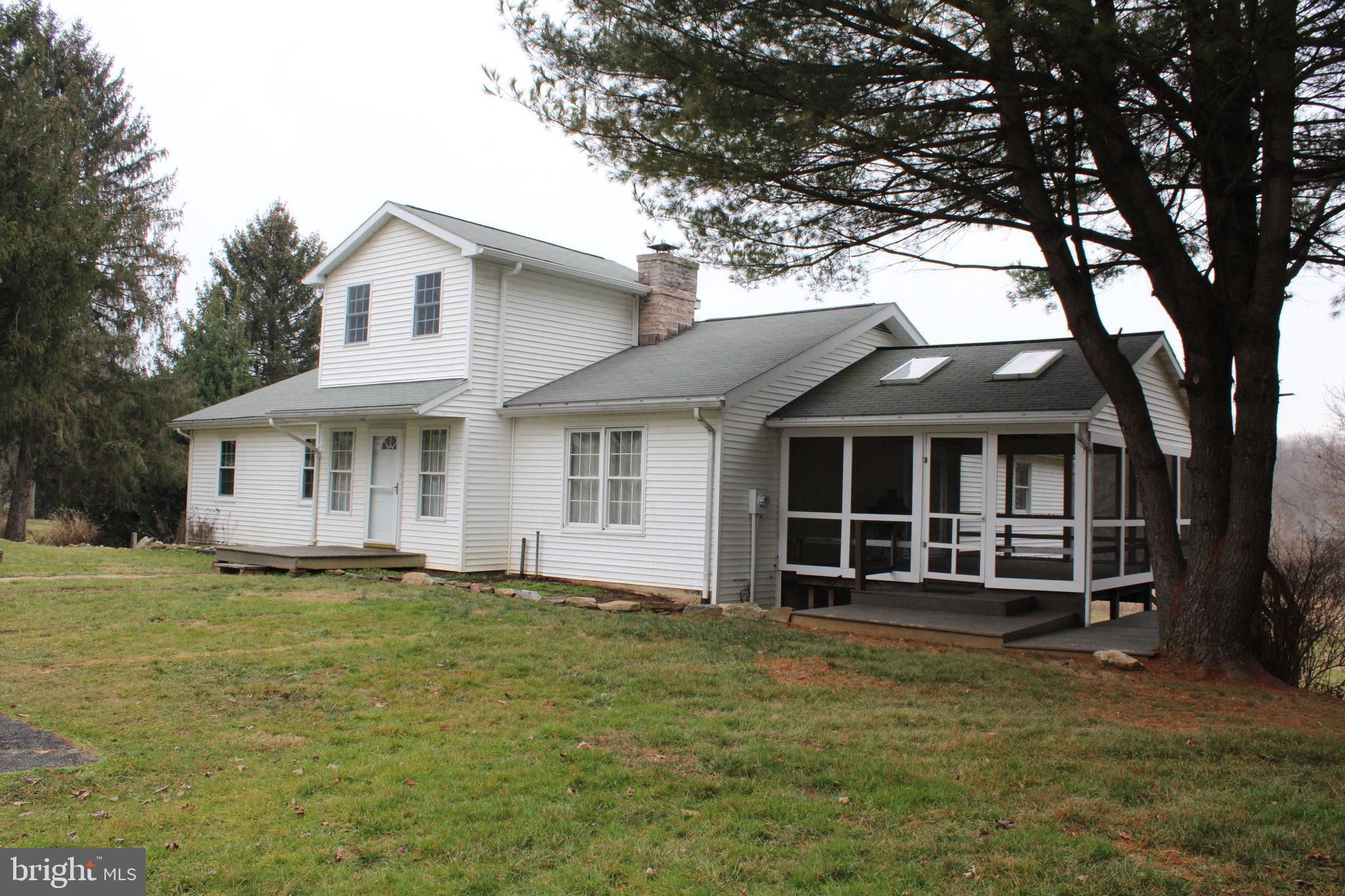 LANCASTER - Residential Lease