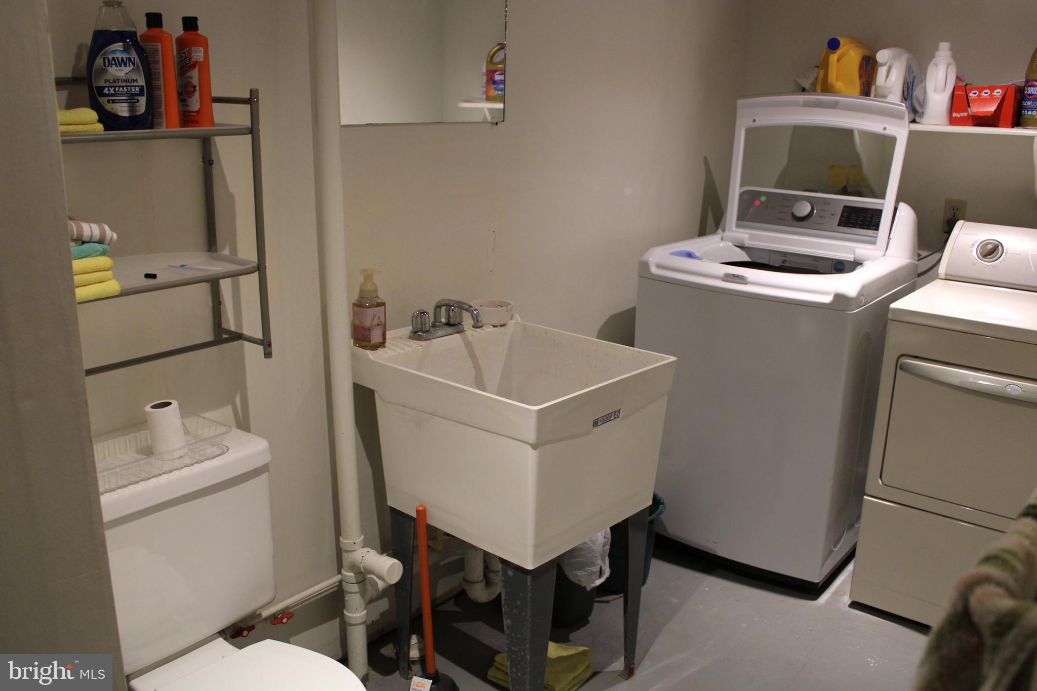 LANCASTER - Residential Lease