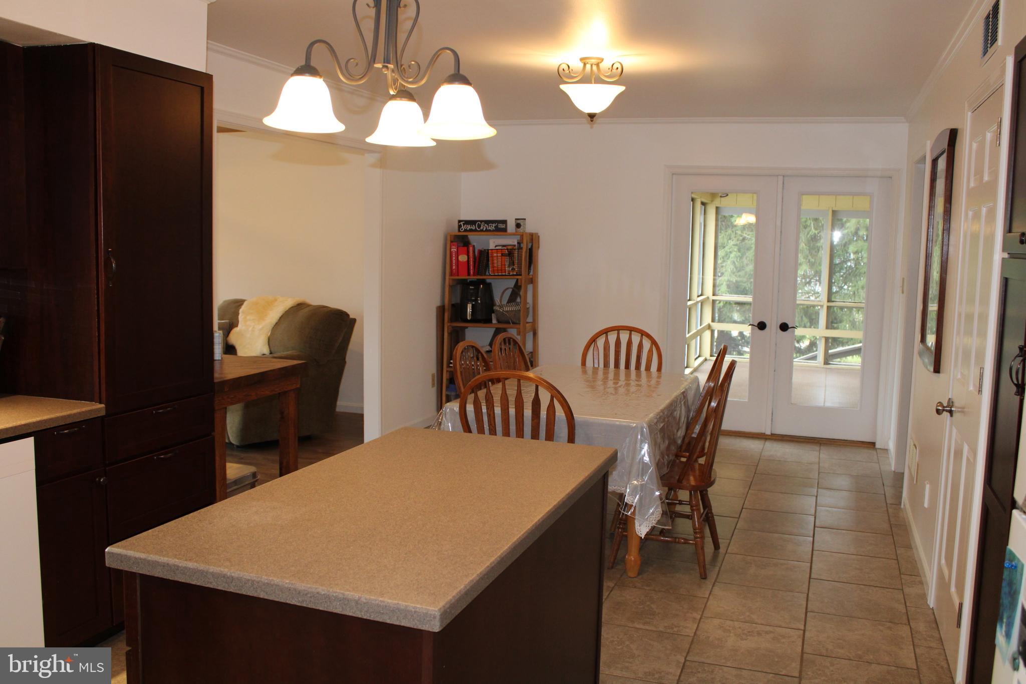 LANCASTER - Residential Lease