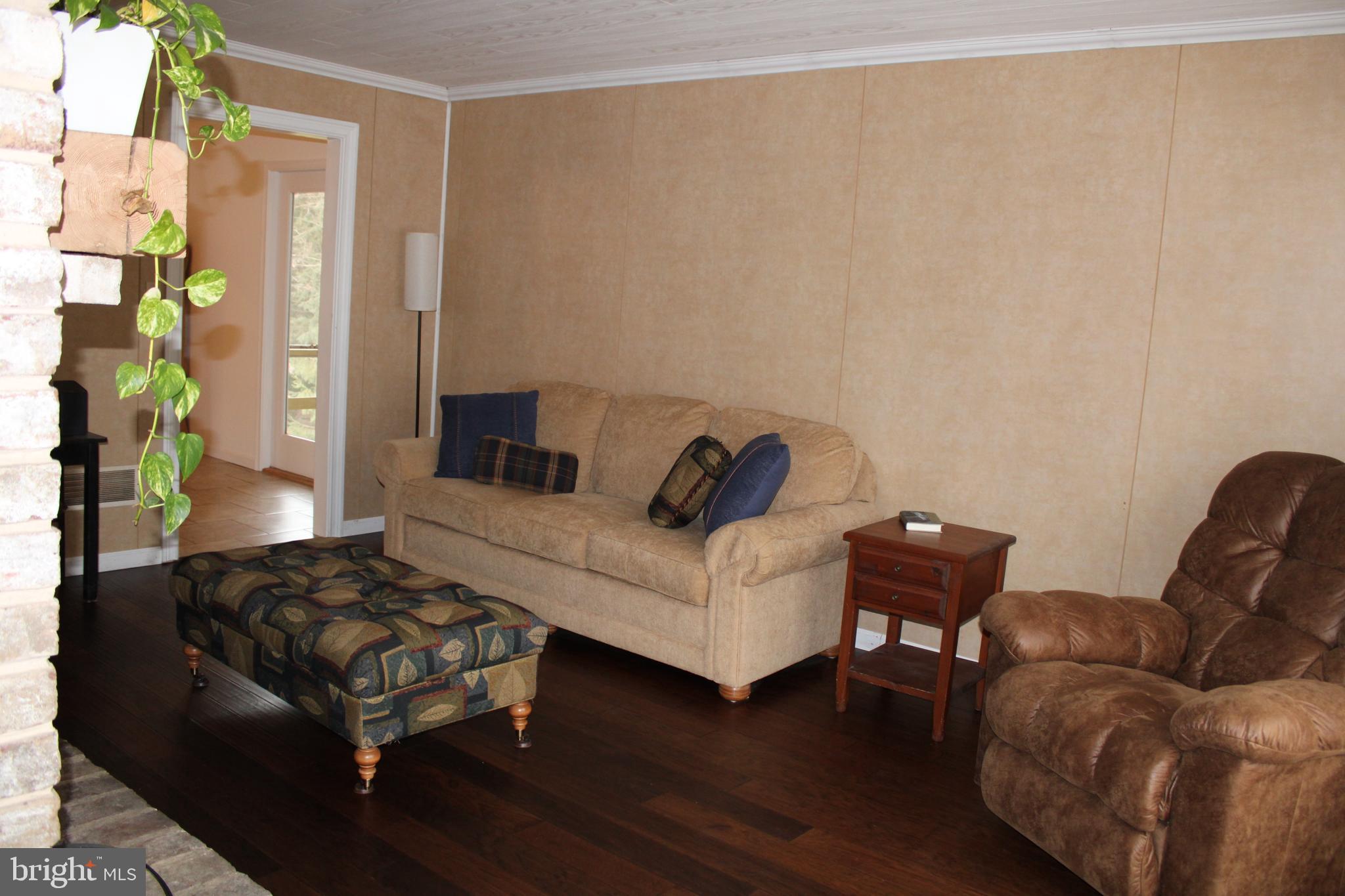 LANCASTER - Residential Lease