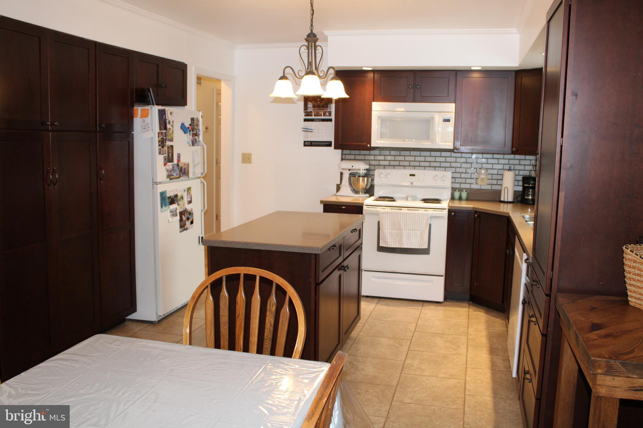LANCASTER - Residential Lease
