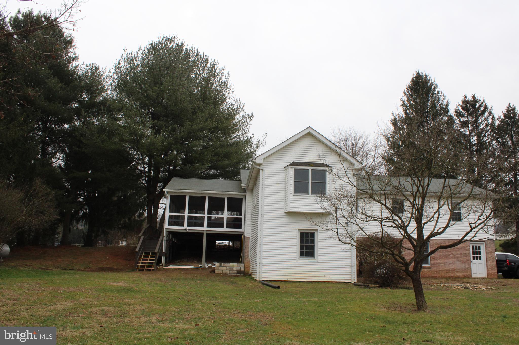 LANCASTER - Residential Lease