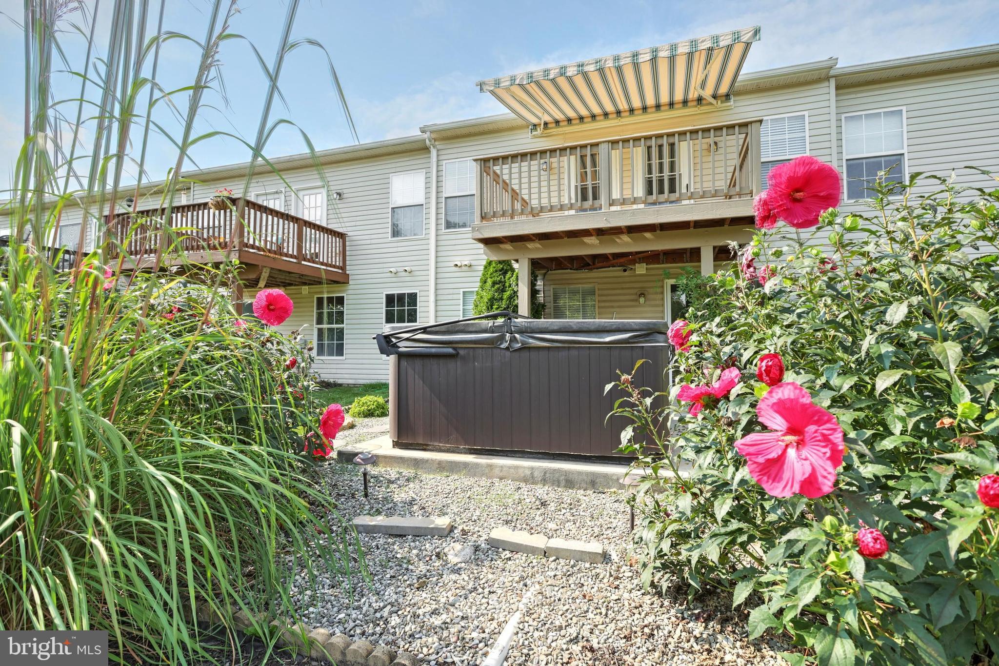 ASHCOMBE FARMS - Residential