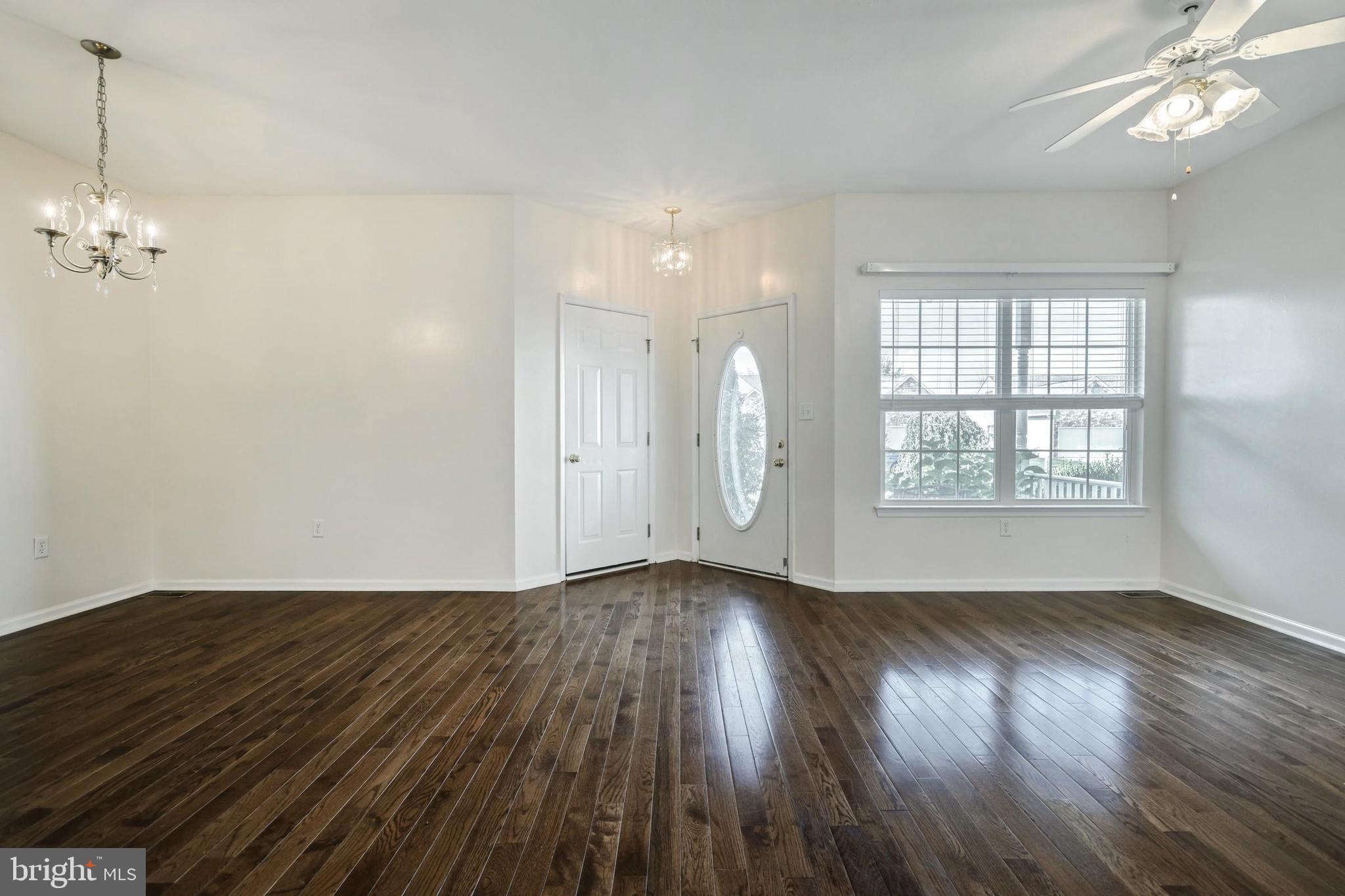 ASHCOMBE FARMS - Residential