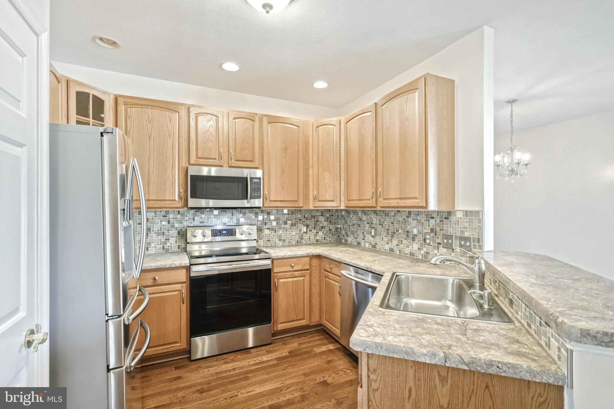 ASHCOMBE FARMS - Residential