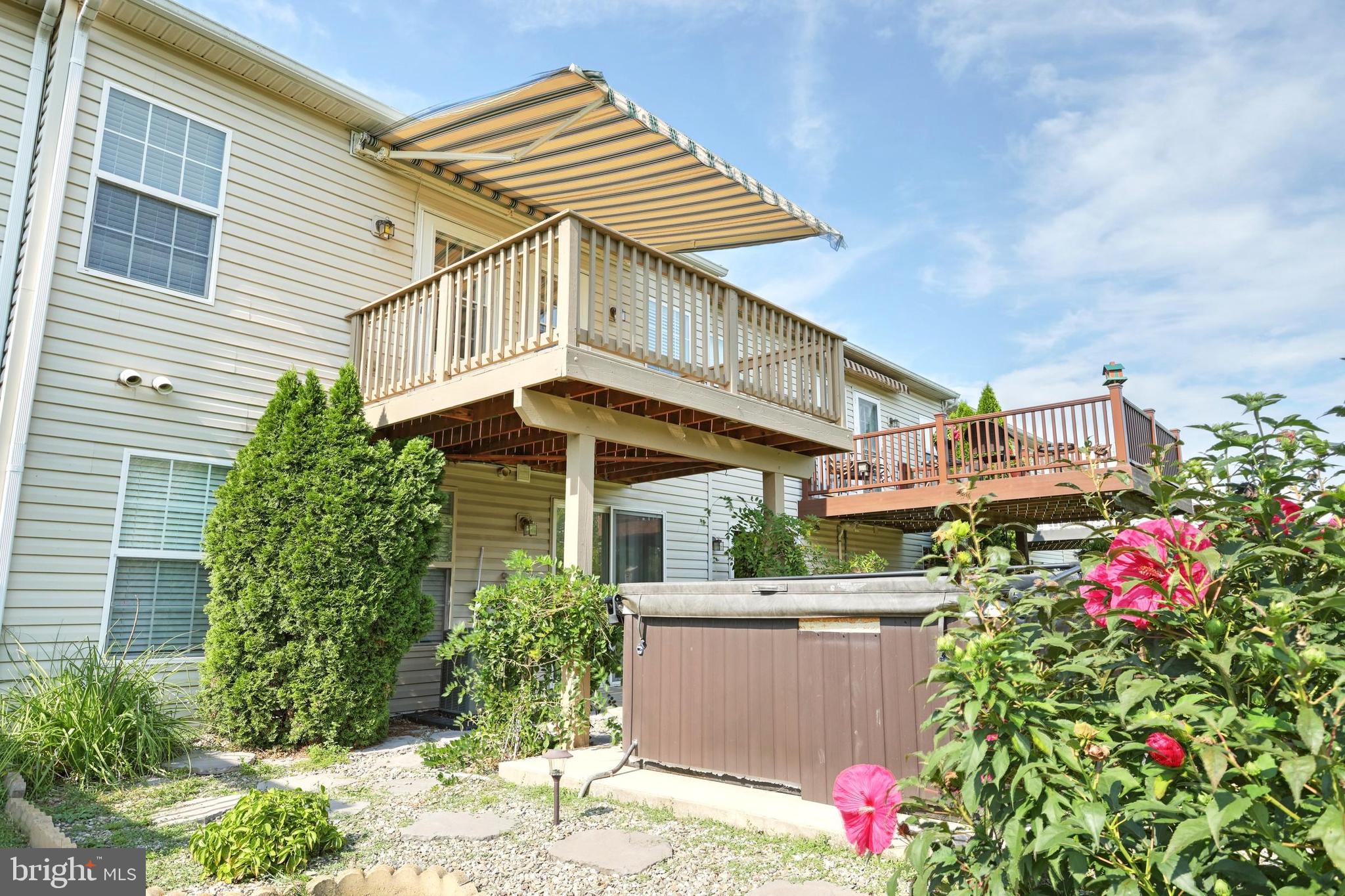 ASHCOMBE FARMS - Residential