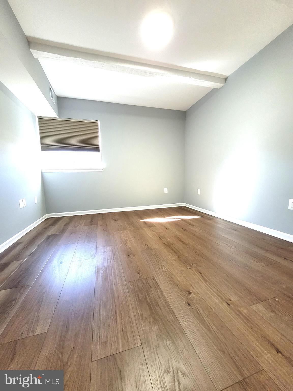 HAWTHORNE VILLAGE - Residential