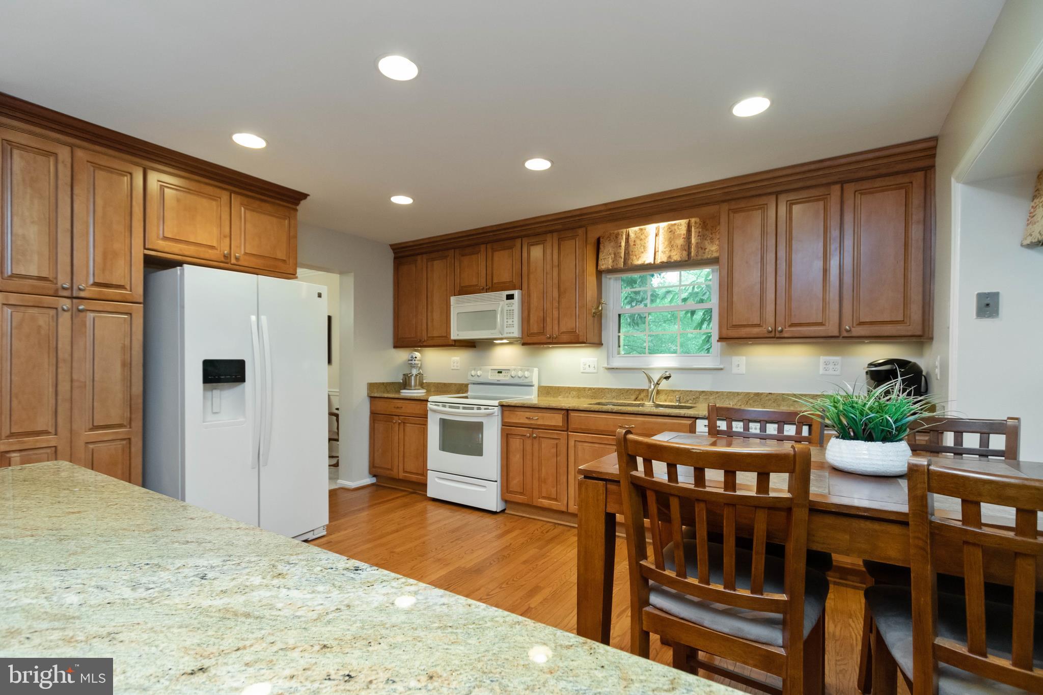 FAIR OAKS ESTATES - Residential