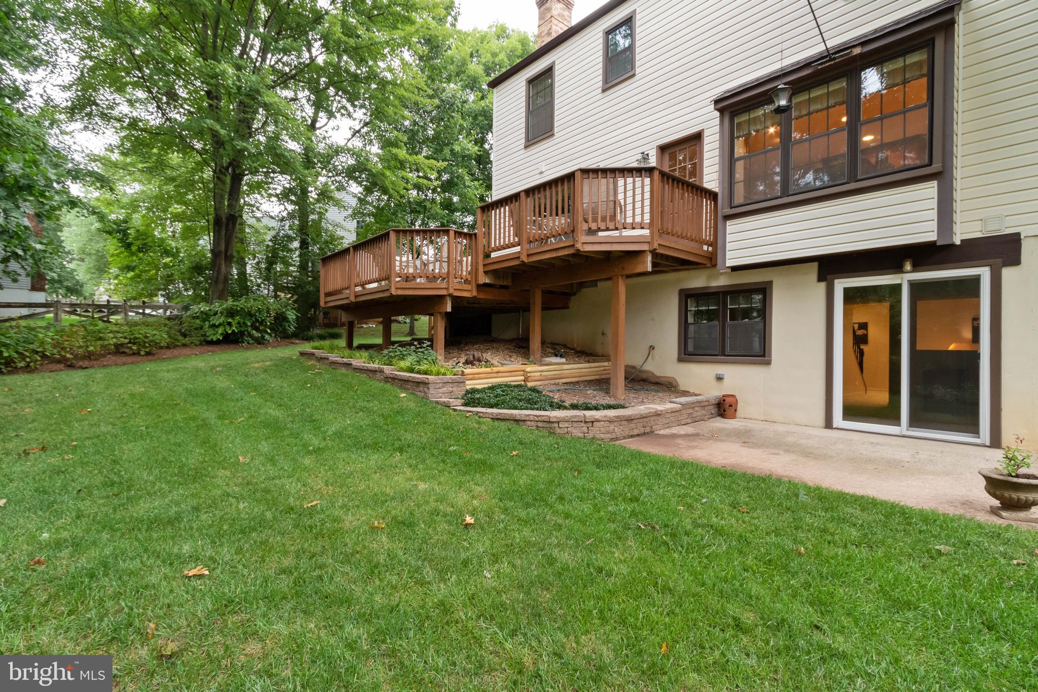 FAIR OAKS ESTATES - Residential