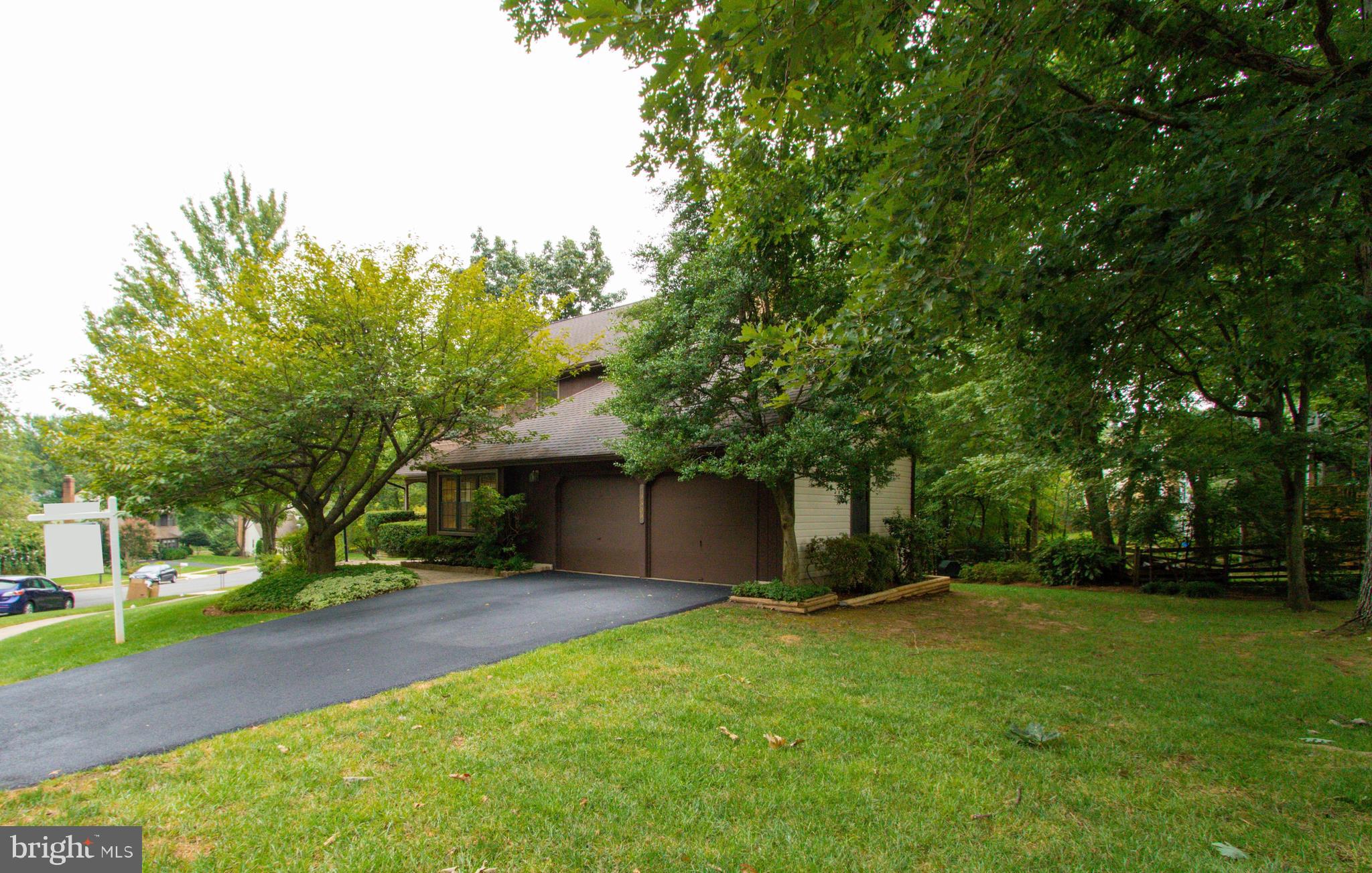 FAIR OAKS ESTATES - Residential