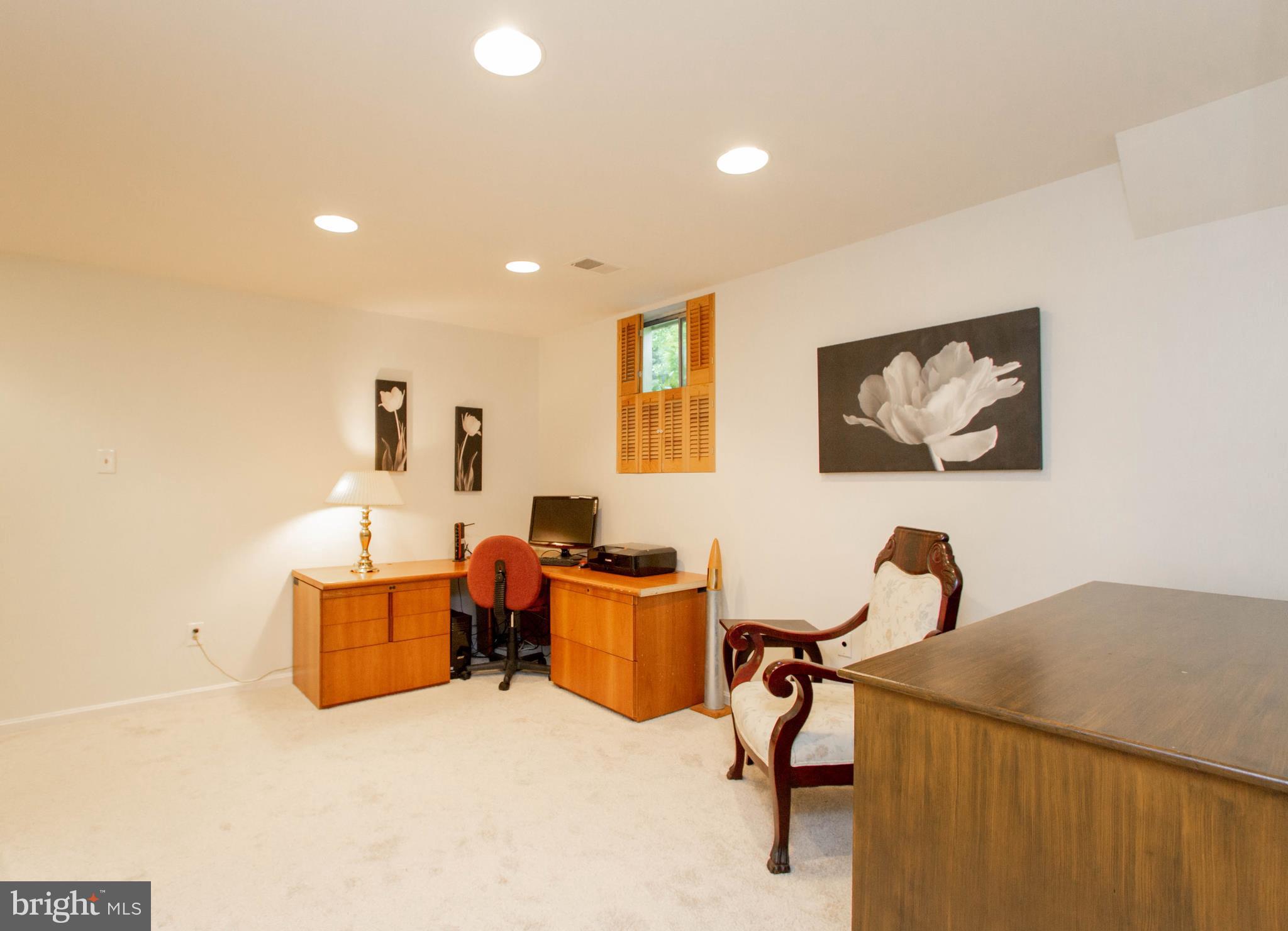 FAIR OAKS ESTATES - Residential