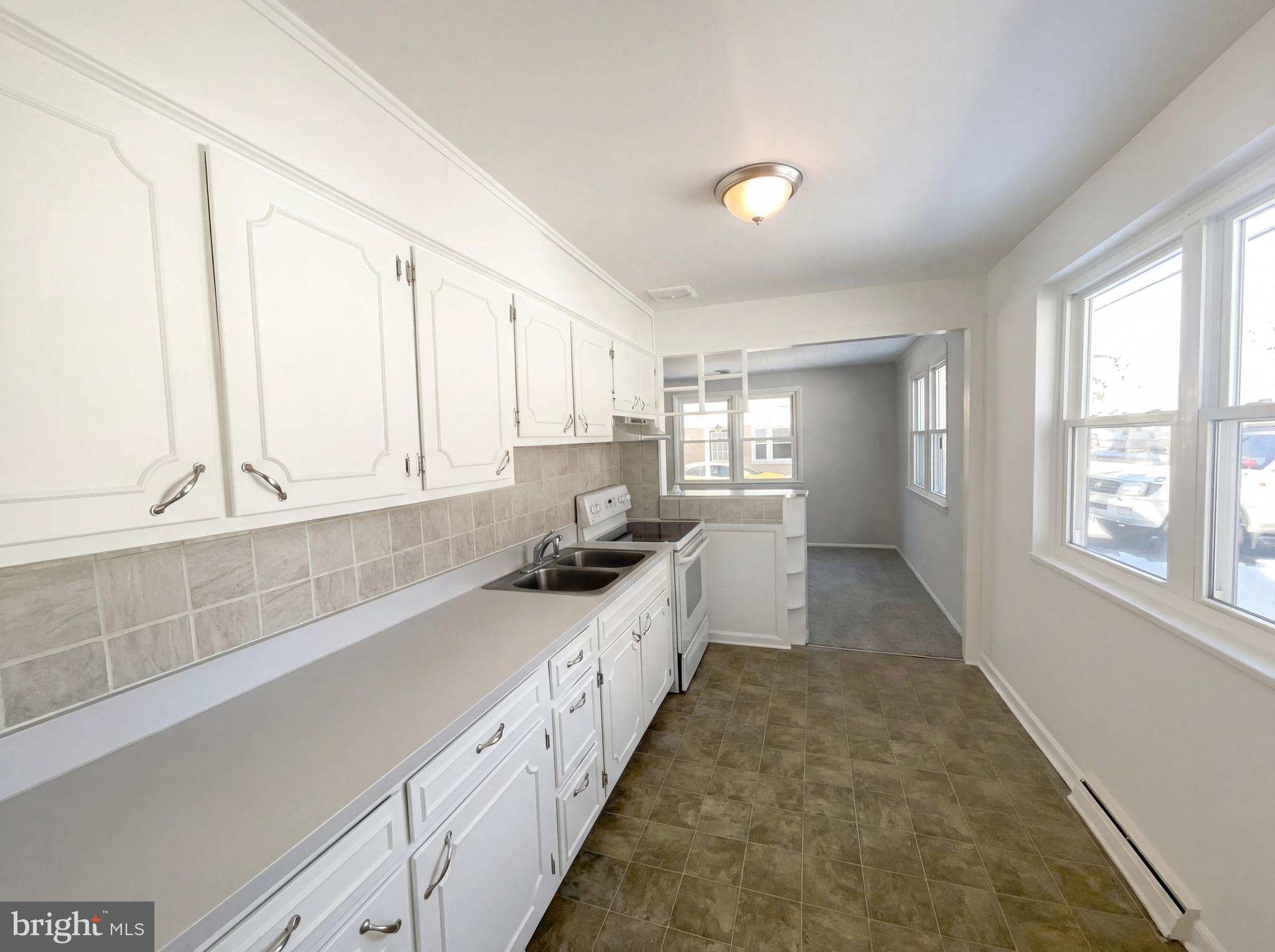 INDIAN HEAD MANOR SUB - Residential