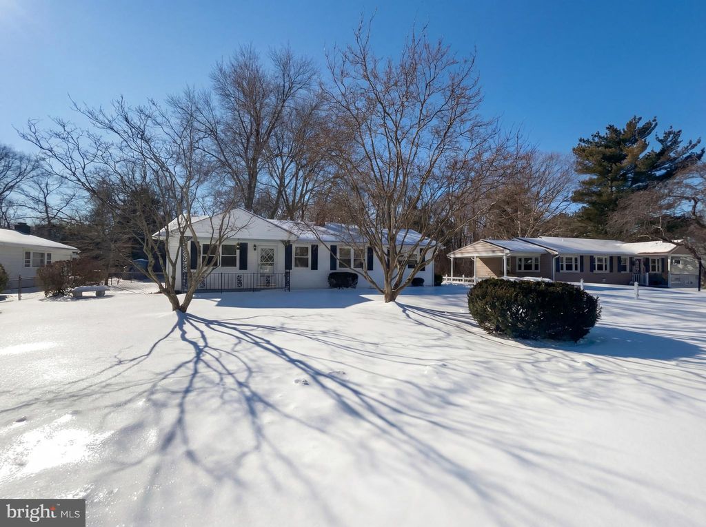 Photo of 2929 Edgewood Road, BRYANS ROAD, MD 20616 (MLS # MDCH2051476)