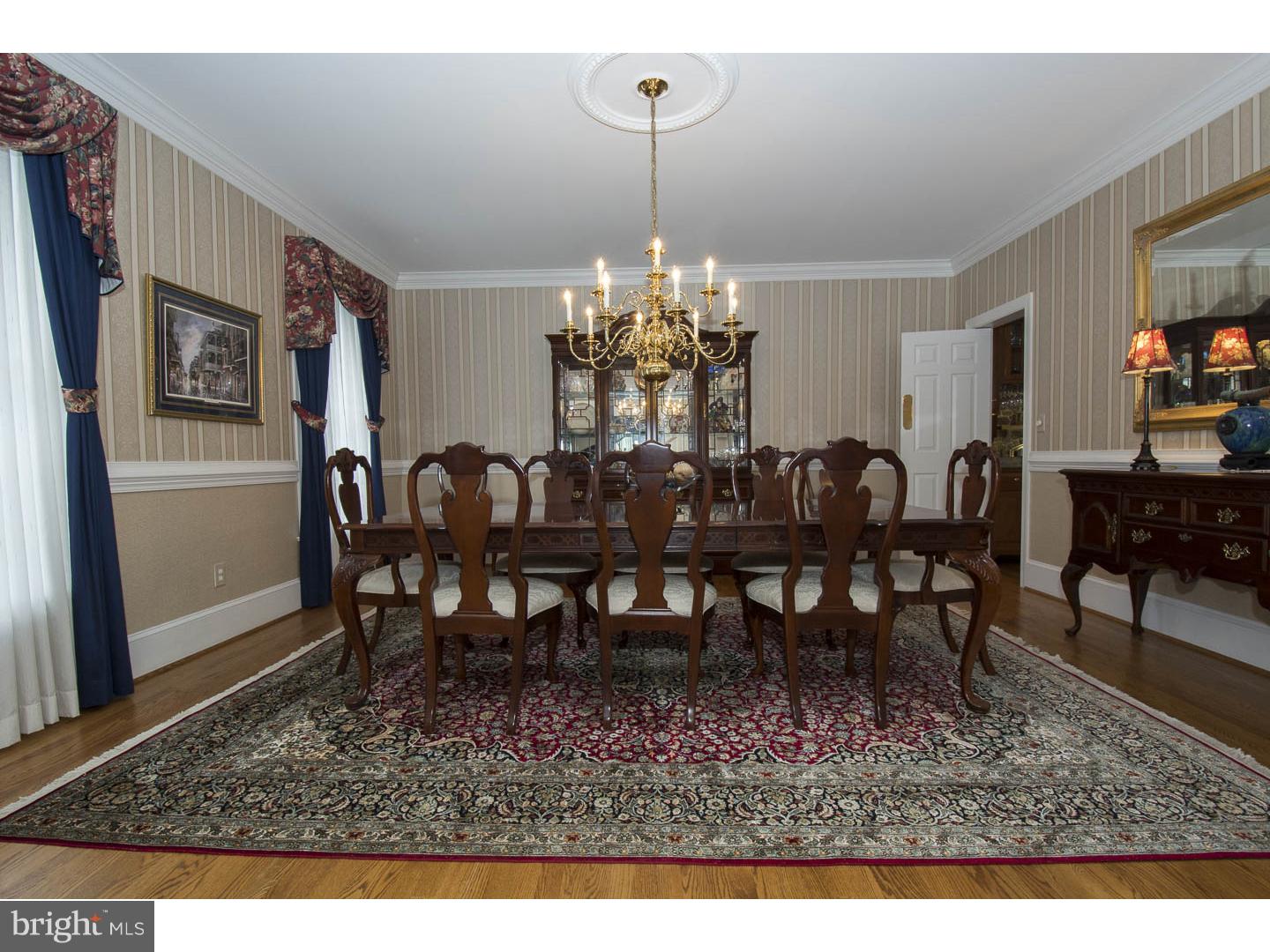 MAPLE HILL - Residential