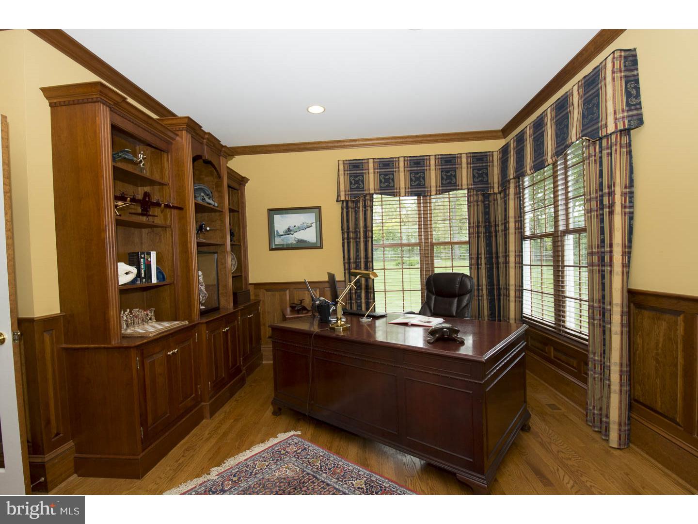 MAPLE HILL - Residential