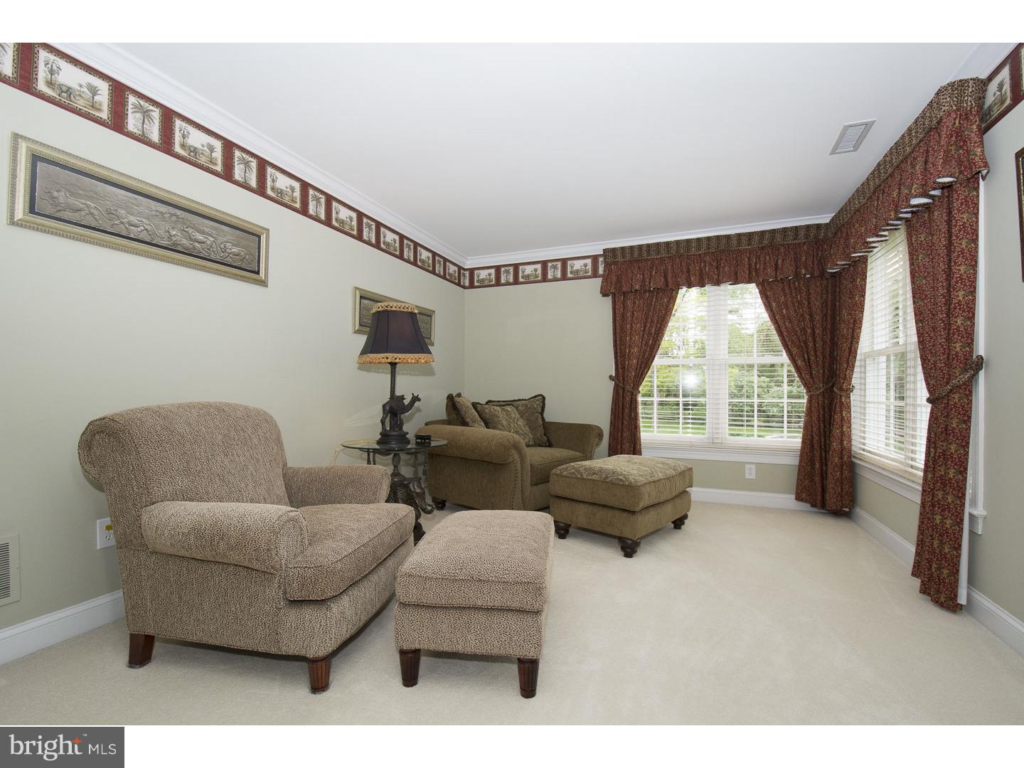 MAPLE HILL - Residential