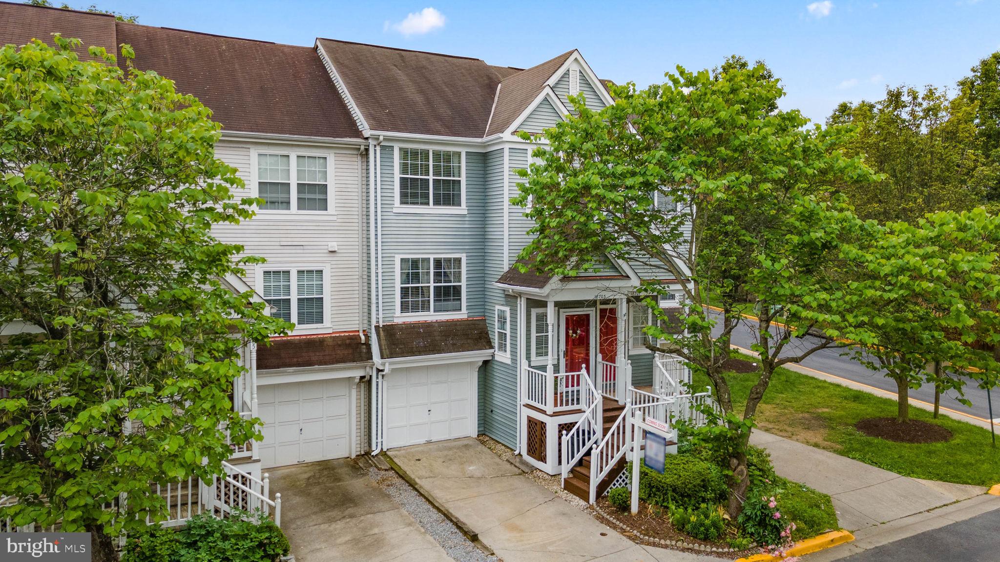 GUNNERS LAKE VILLAGE - Residential