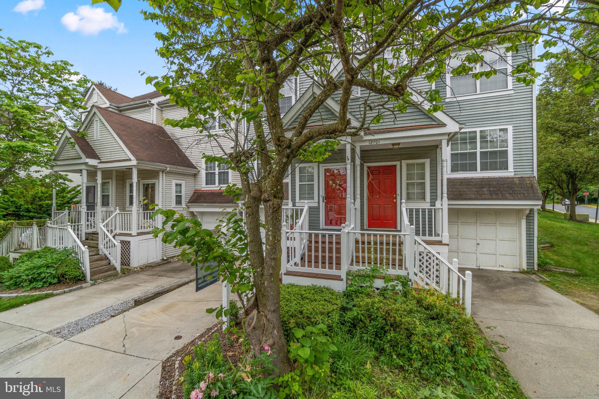 GUNNERS LAKE VILLAGE - Residential