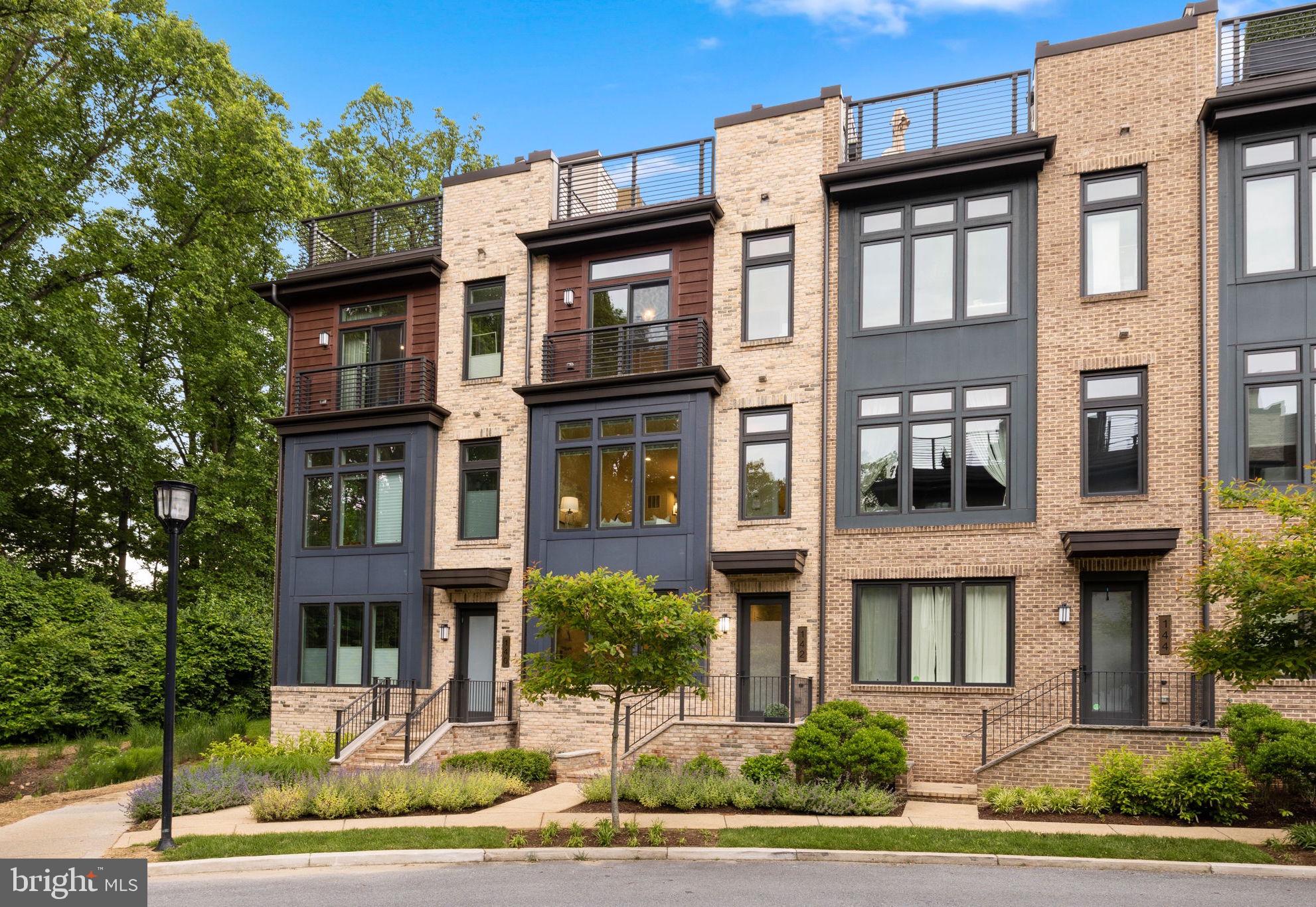 GROSVENOR HEIGHTS - Residential