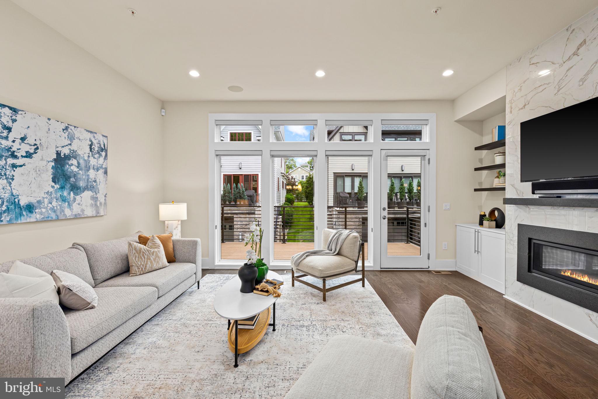 GROSVENOR HEIGHTS - Residential