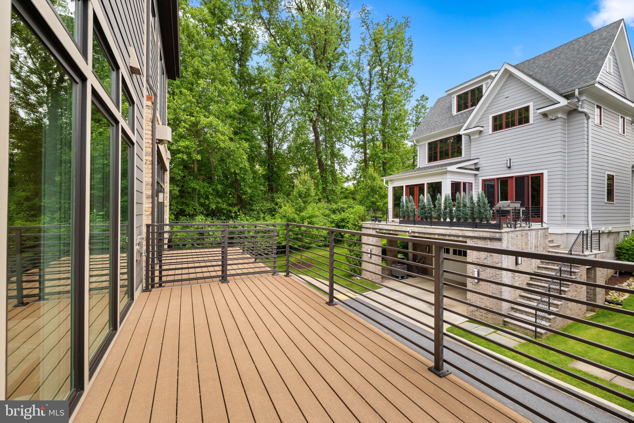 GROSVENOR HEIGHTS - Residential