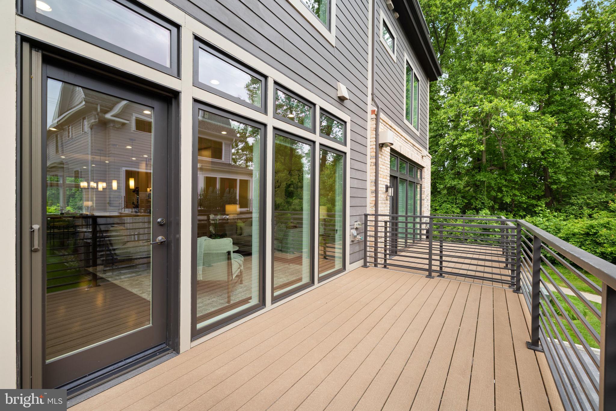 GROSVENOR HEIGHTS - Residential