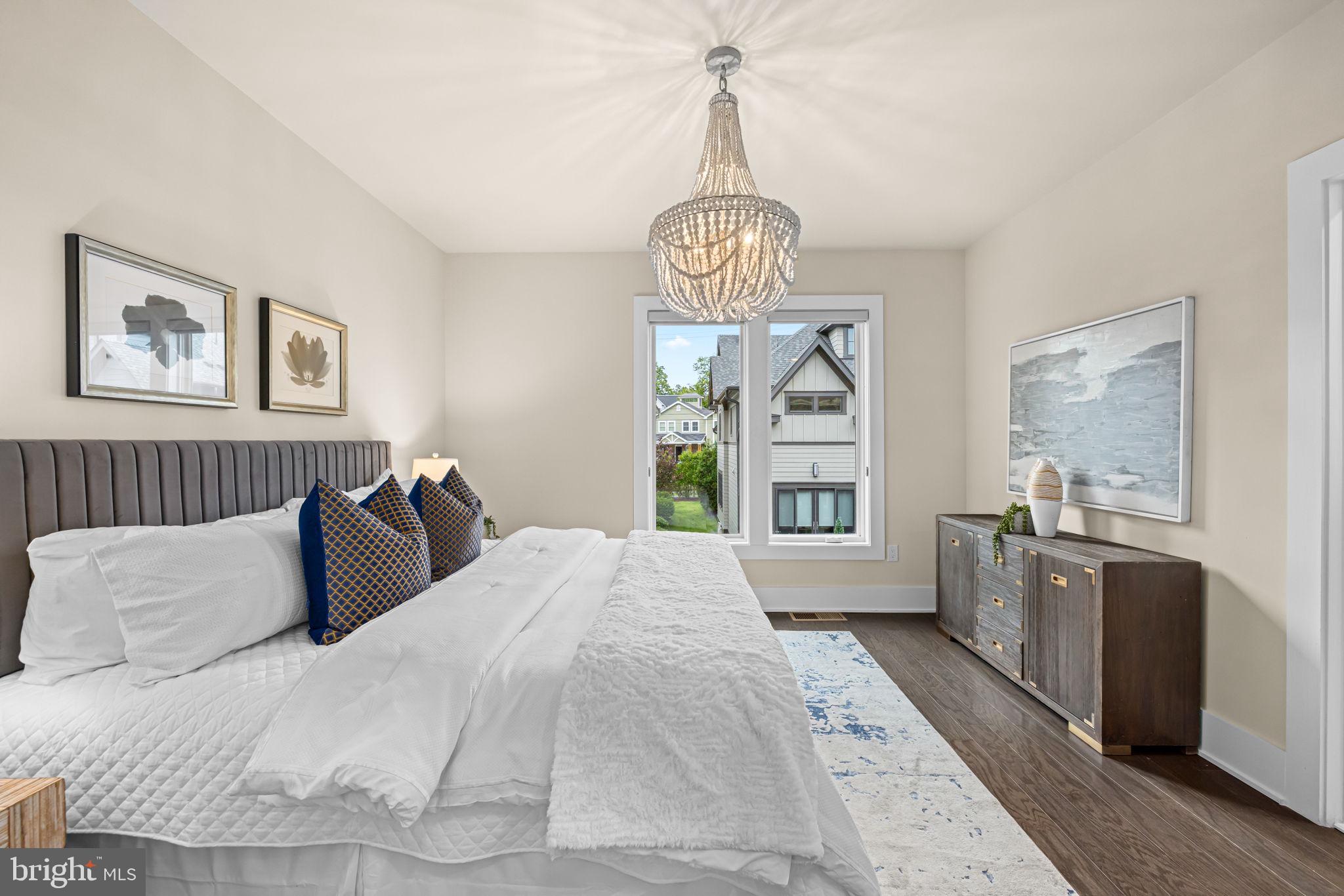 GROSVENOR HEIGHTS - Residential