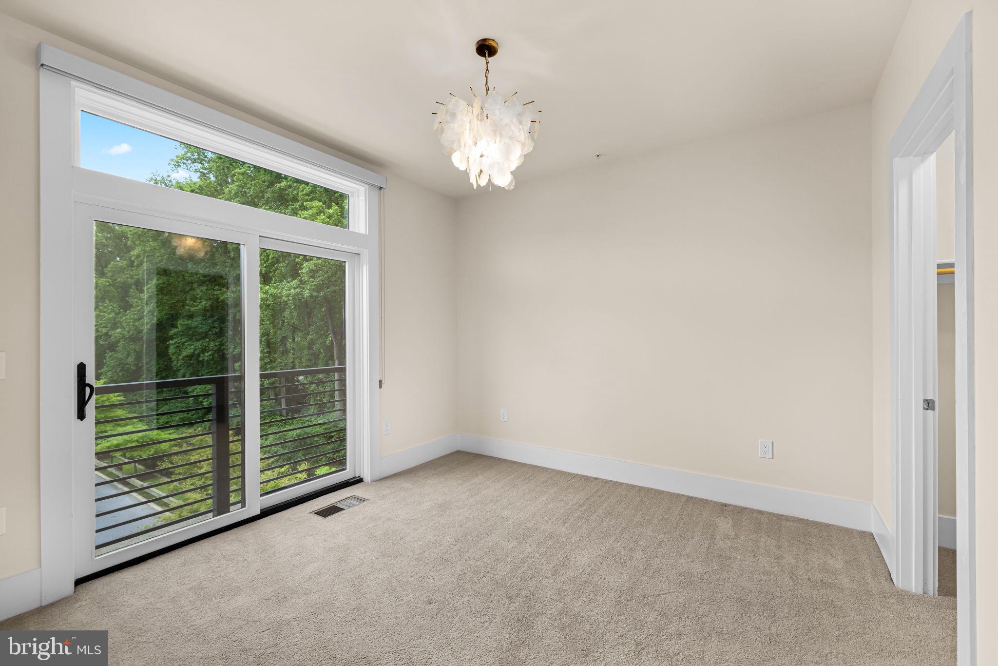 GROSVENOR HEIGHTS - Residential