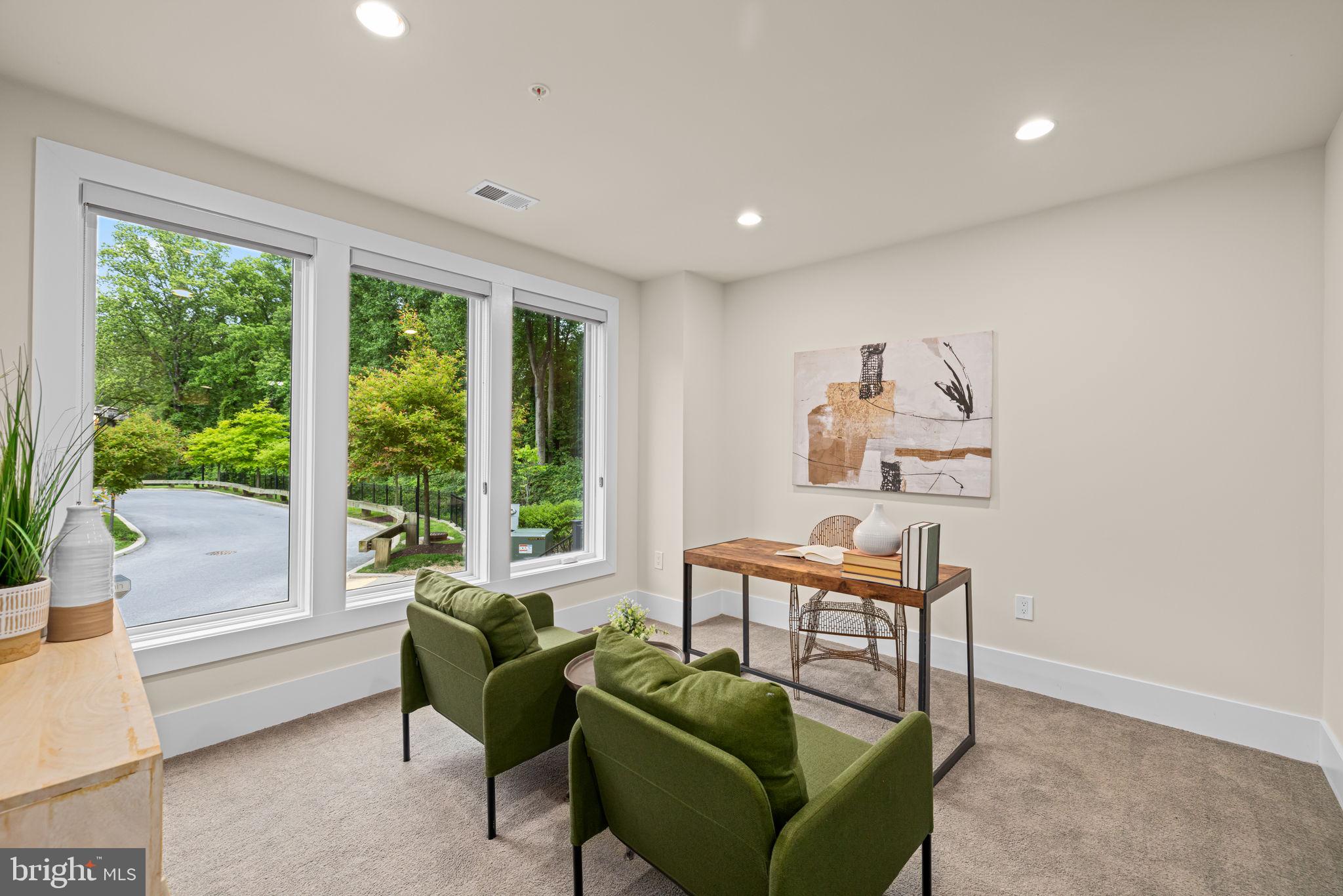 GROSVENOR HEIGHTS - Residential