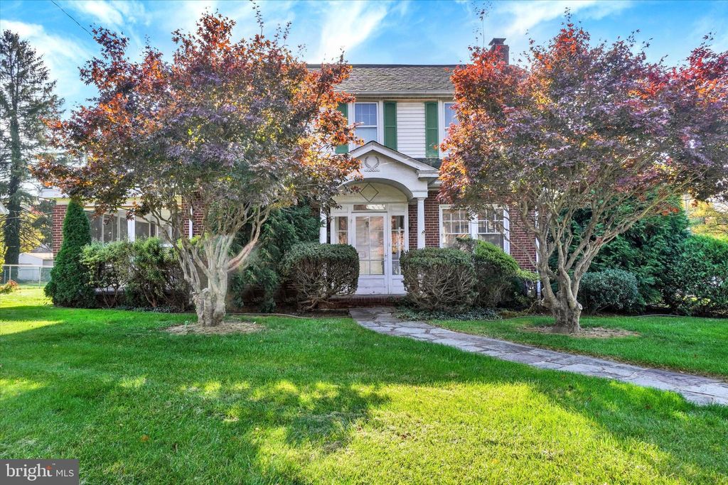 Photo of 3200 E Market Street, YORK, PA 17402 (MLS # PAYK2092718)