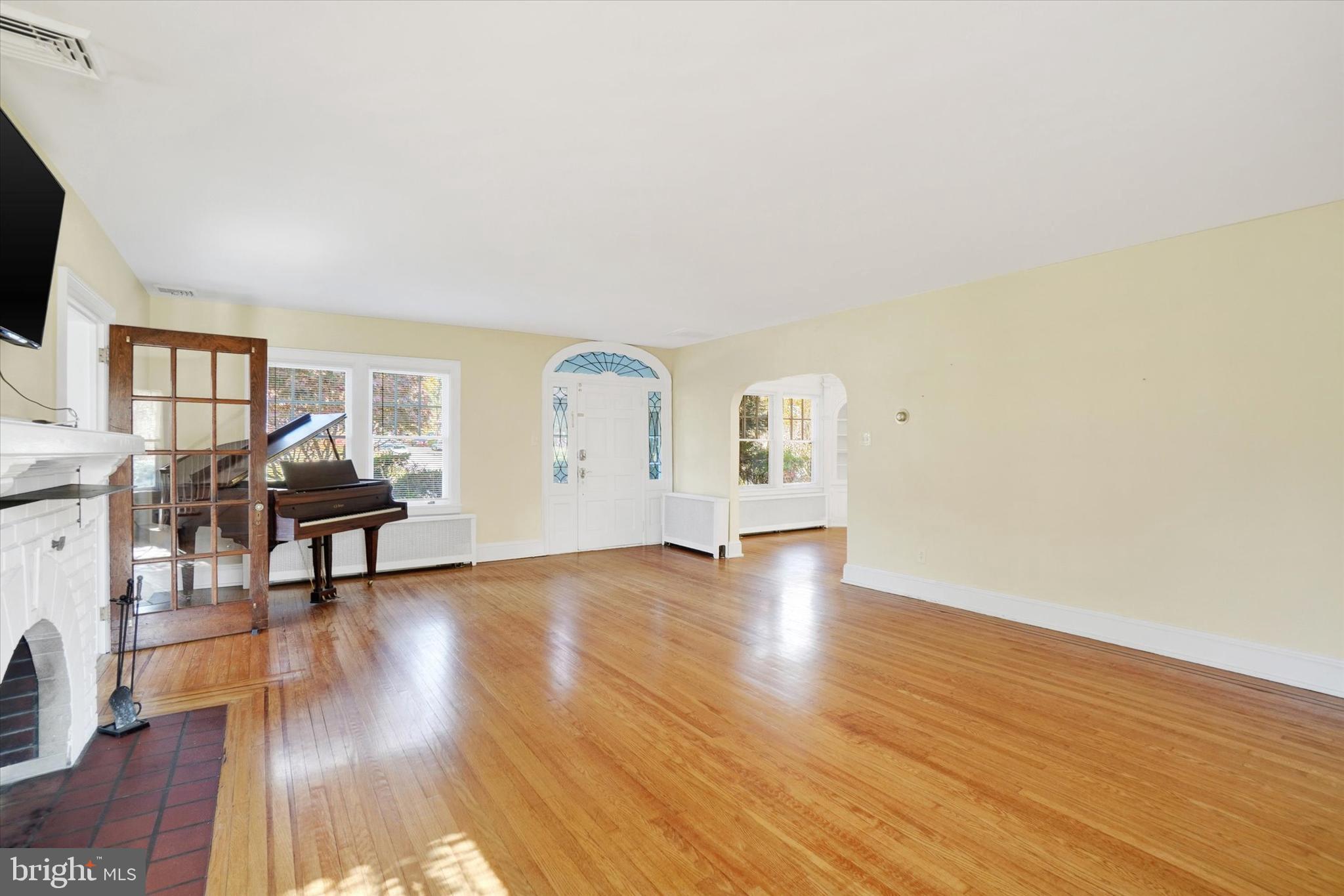 3200 E MARKET STREET