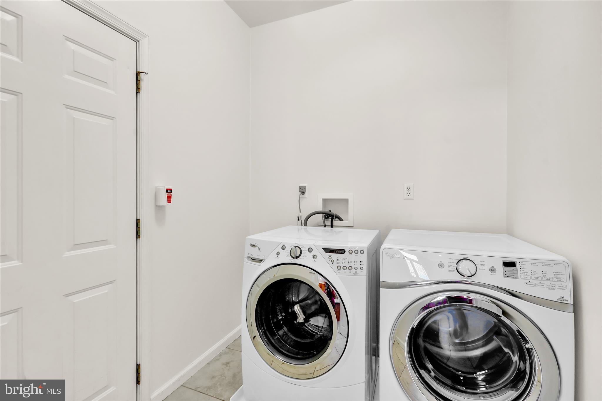 CREEKSIDE ESTATES - Residential