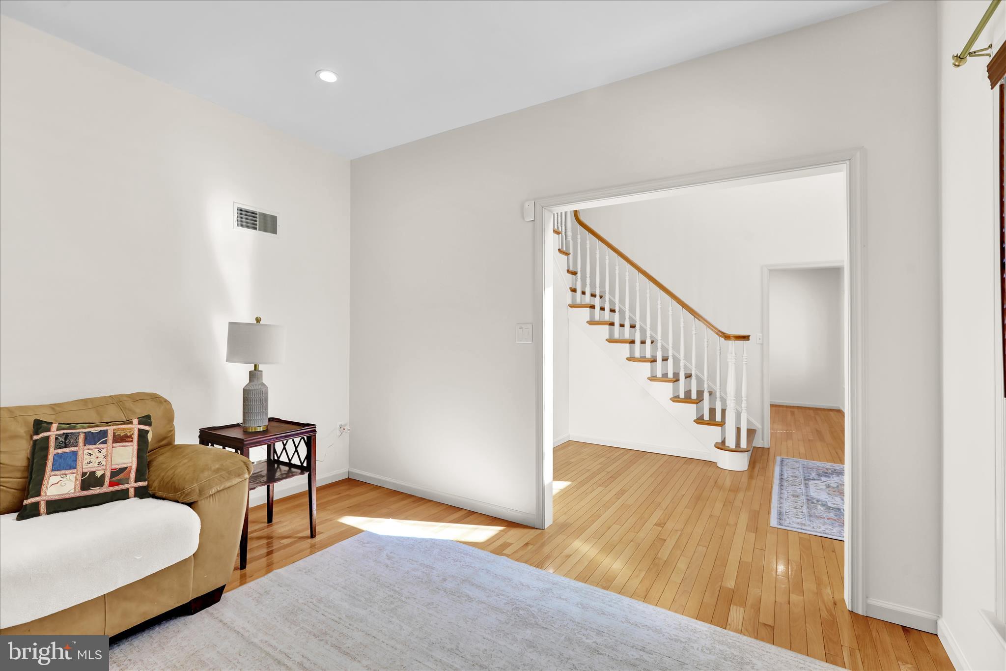 CREEKSIDE ESTATES - Residential