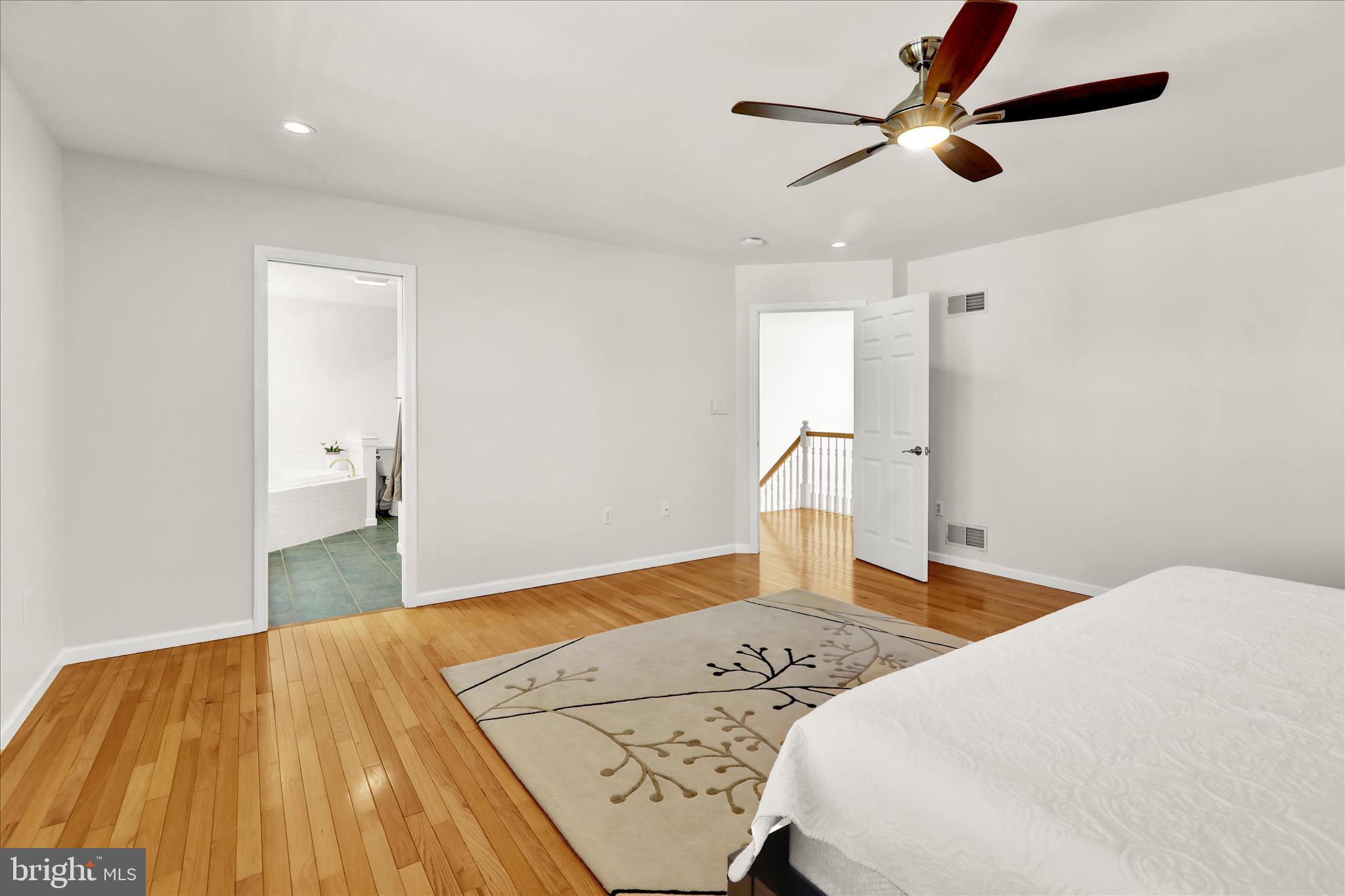 CREEKSIDE ESTATES - Residential