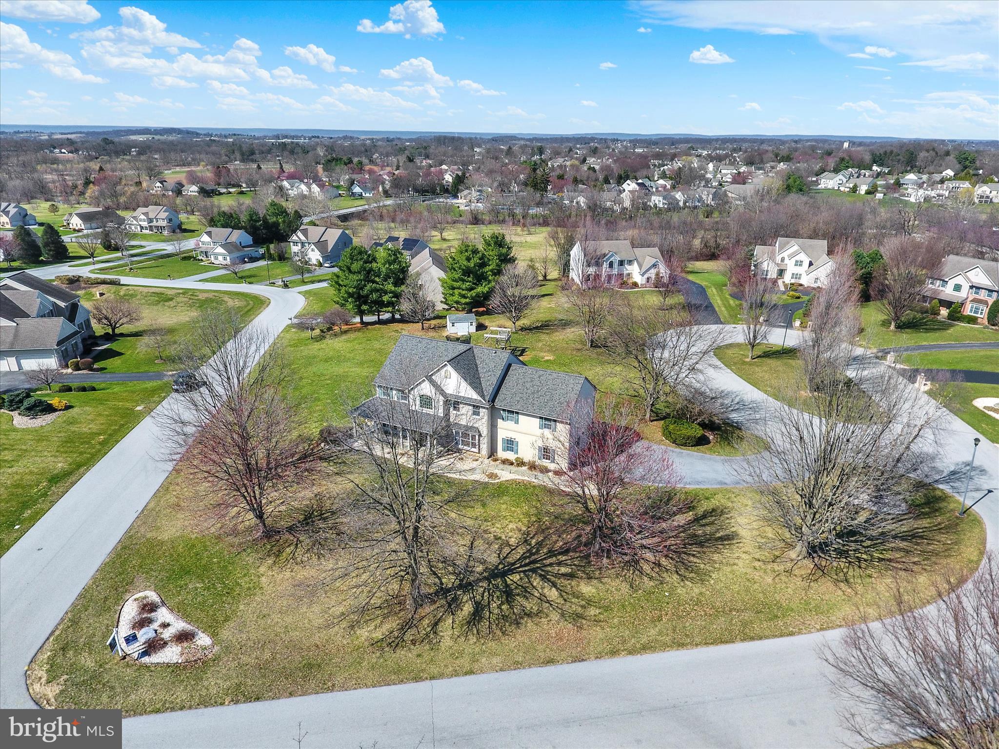 CREEKSIDE ESTATES - Residential