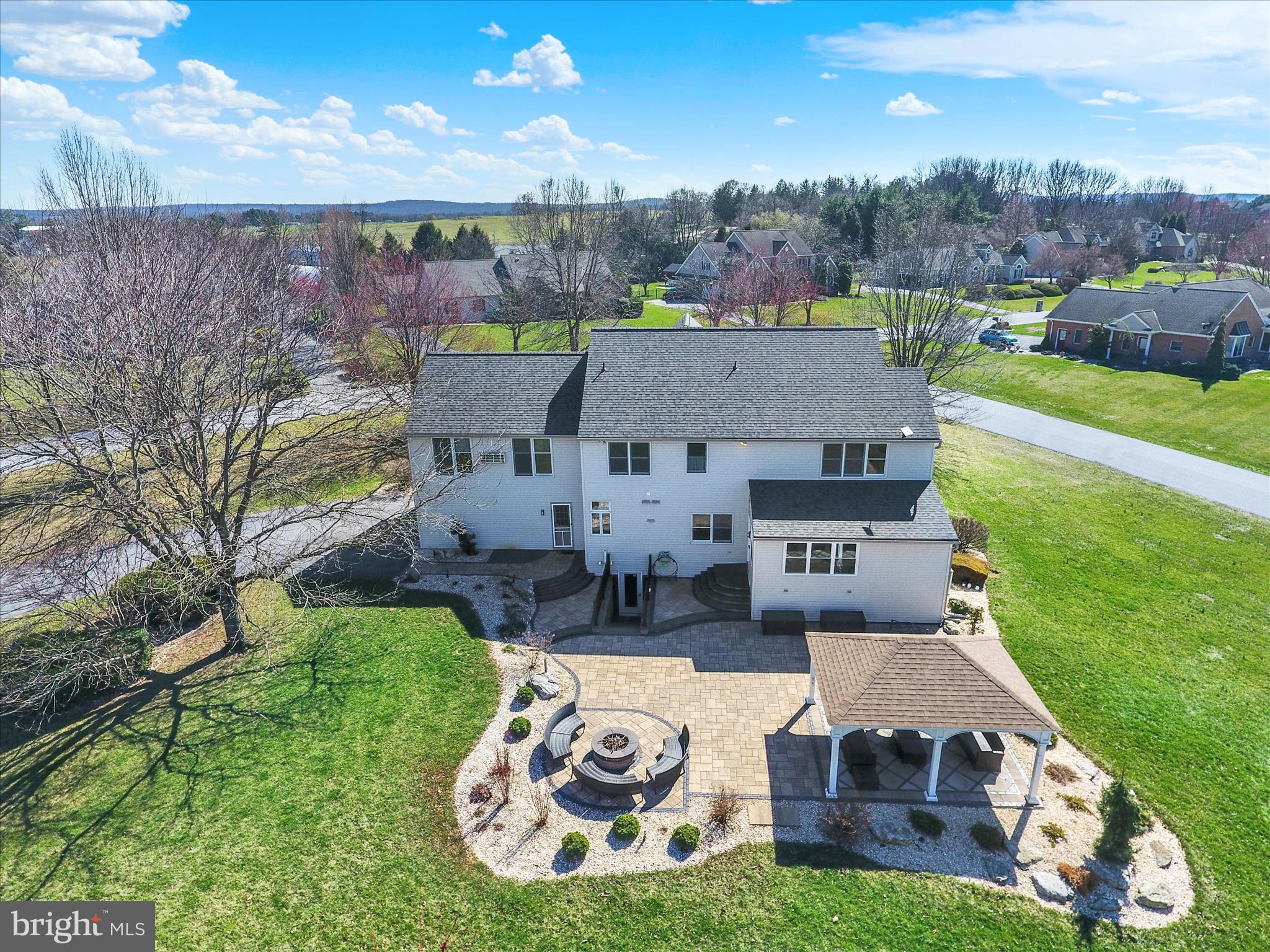 CREEKSIDE ESTATES - Residential