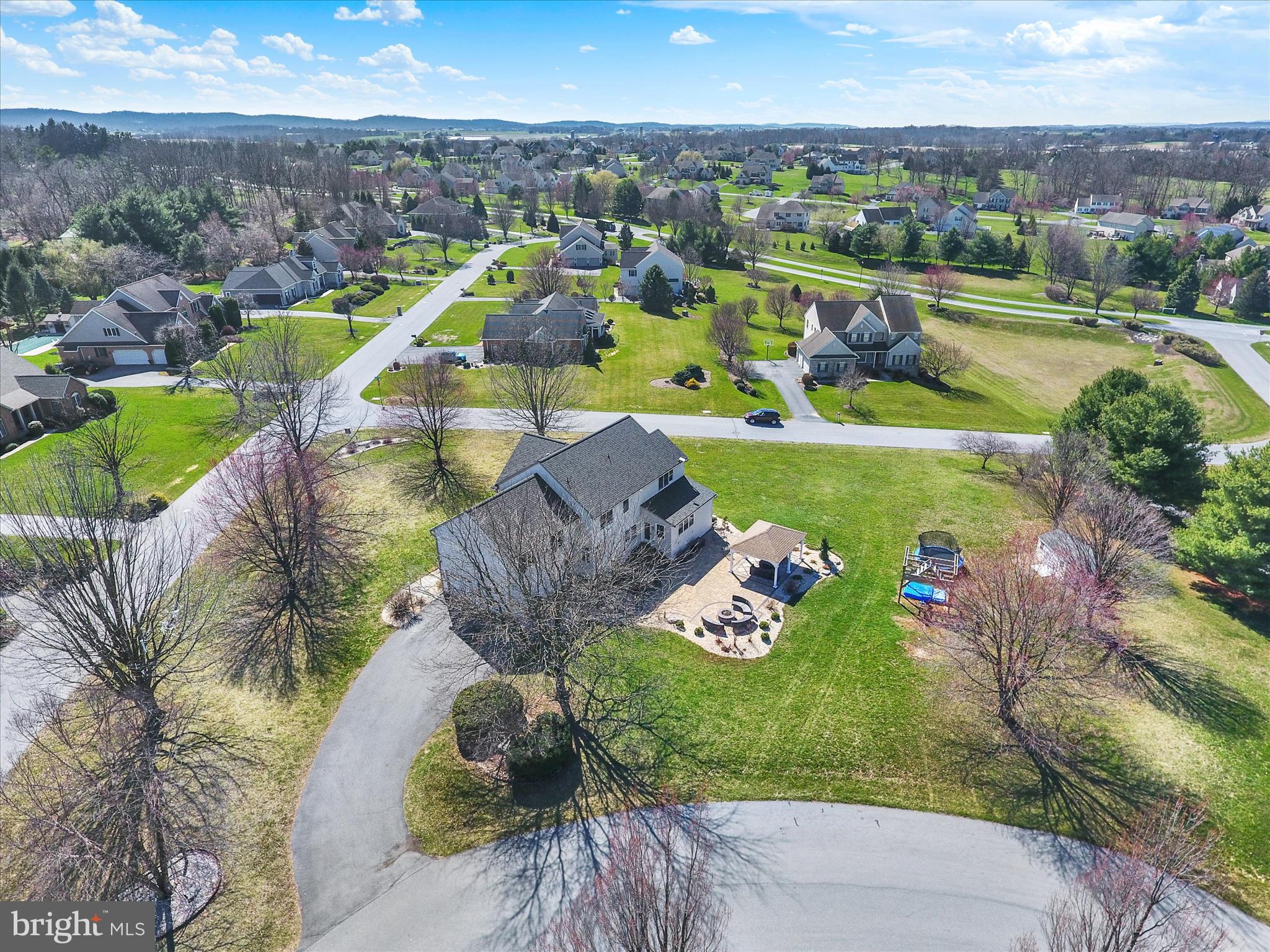 CREEKSIDE ESTATES - Residential