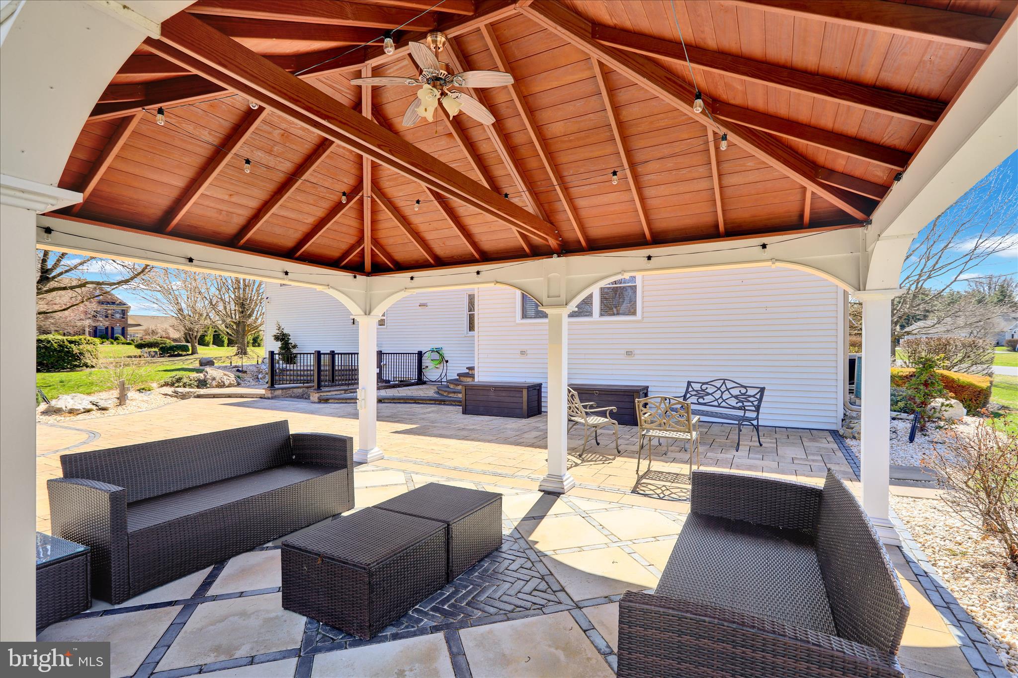 CREEKSIDE ESTATES - Residential