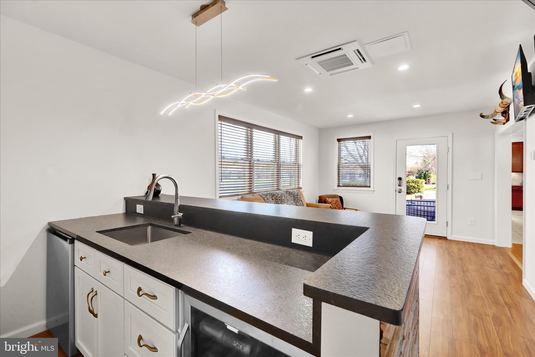 CREEKSIDE ESTATES - Residential