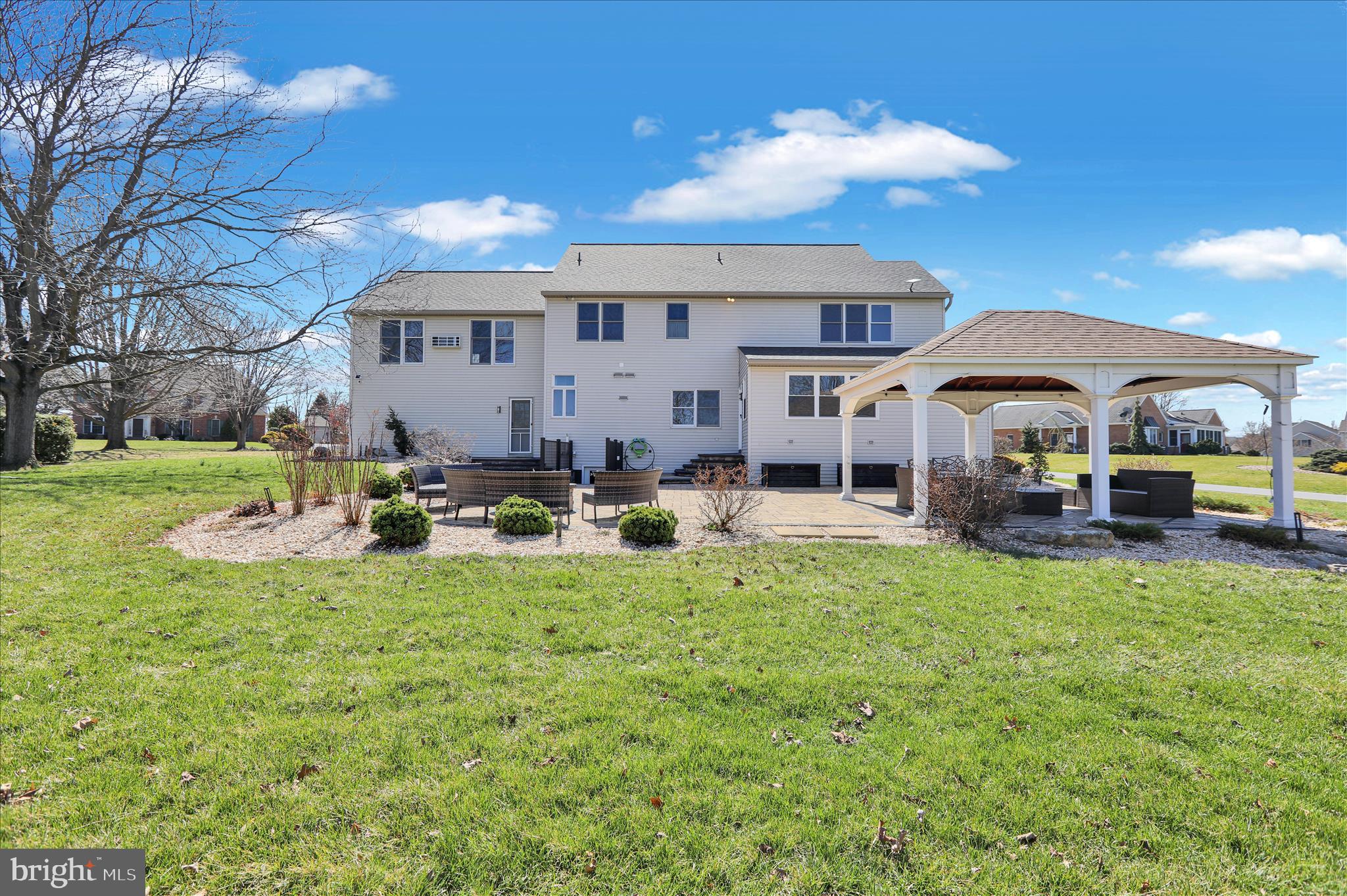 CREEKSIDE ESTATES - Residential